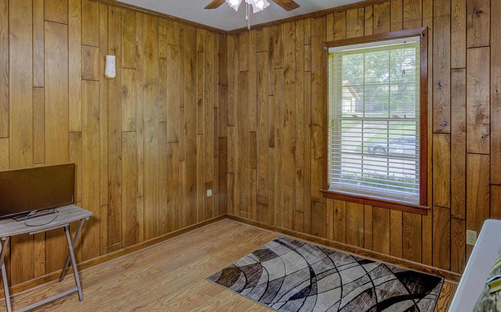 402 Evans Street Property Photo 50