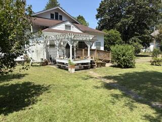1201 College Street Property Photo 5