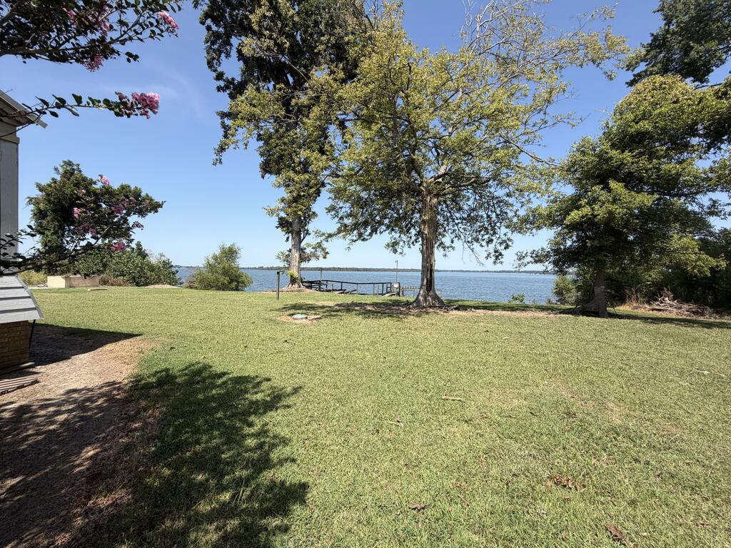 800 B-14 Eagle Lake Shore Rd Property Photo 4