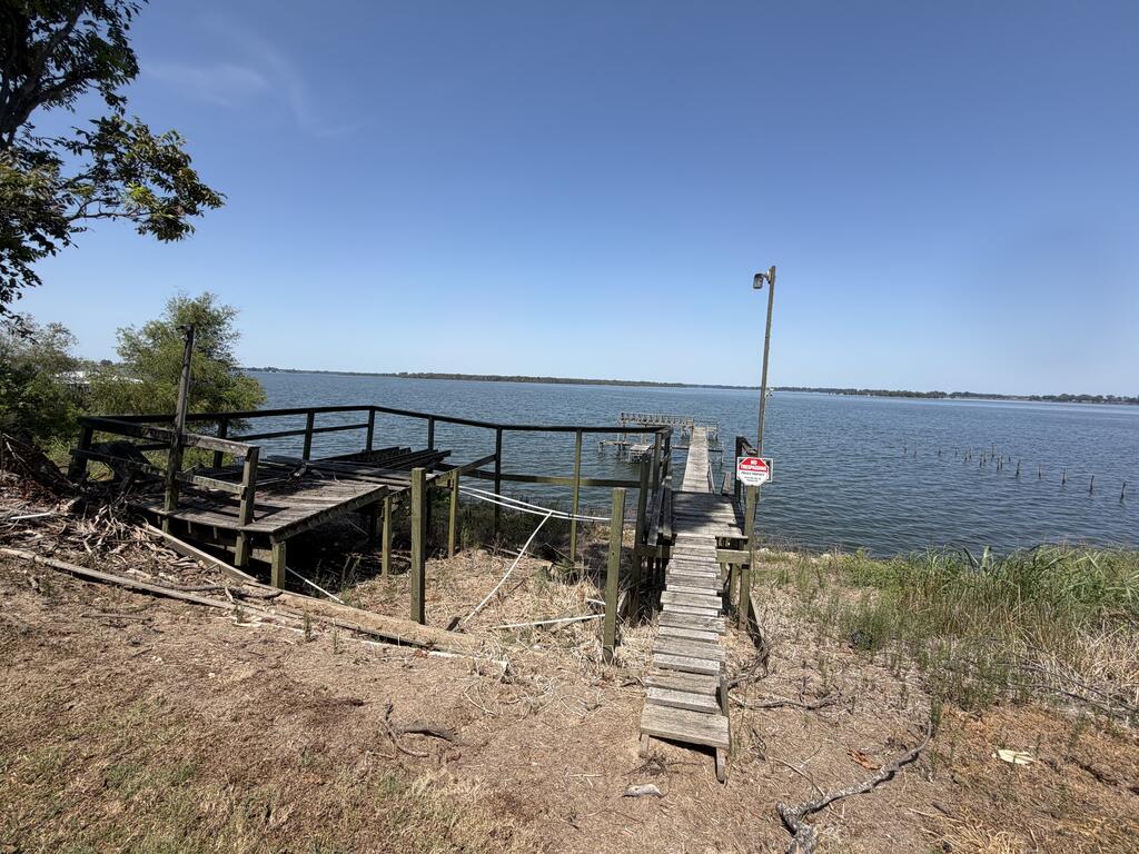 800 B-14 Eagle Lake Shore Rd Property Photo 5