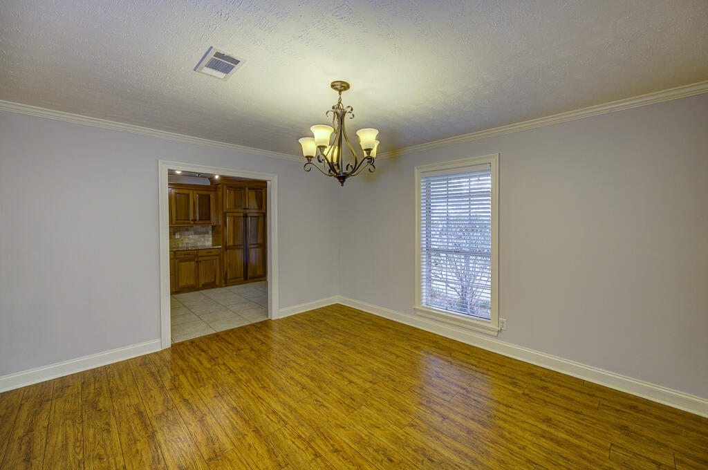 10 Jil Mare Circle Property Photo 5