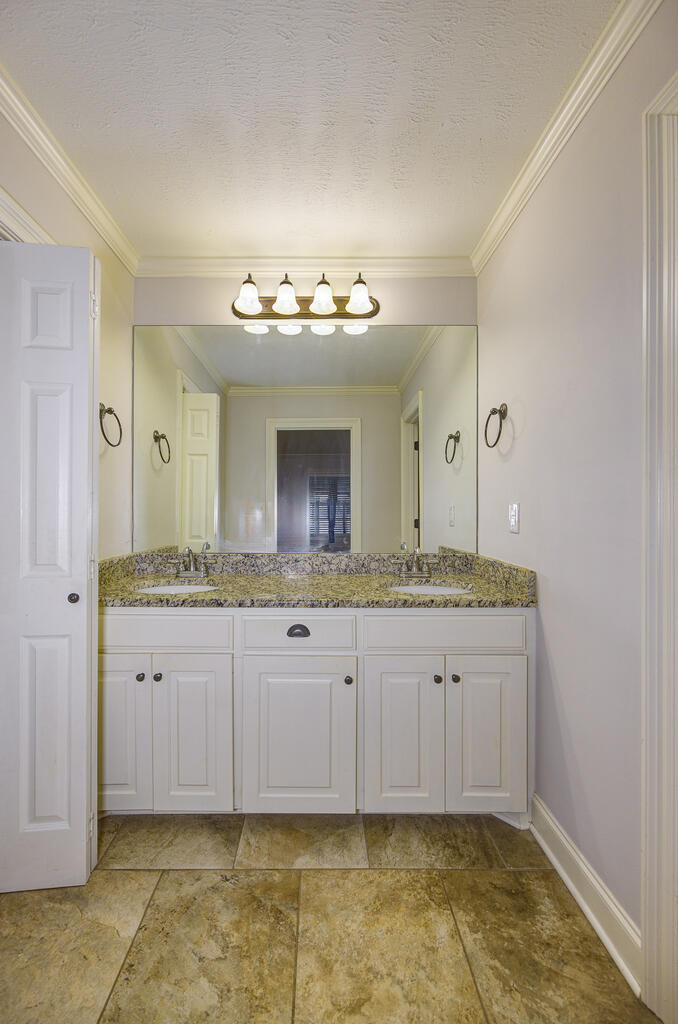 10 Jil Mare Circle Property Photo 24