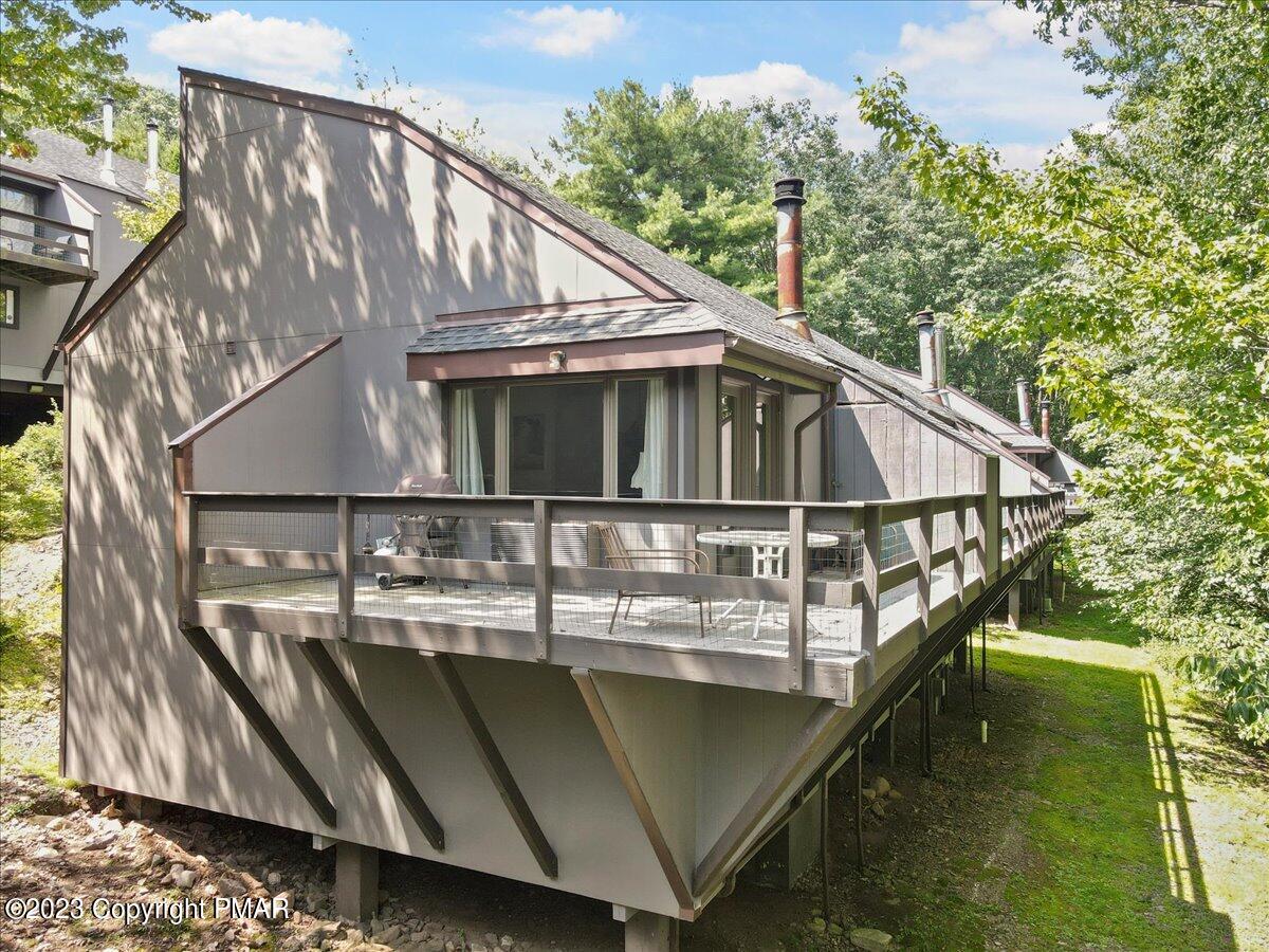 18 Middle Village Way Property Photo 1