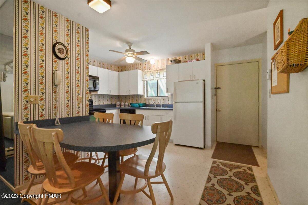 18 Middle Village Way Property Photo 11