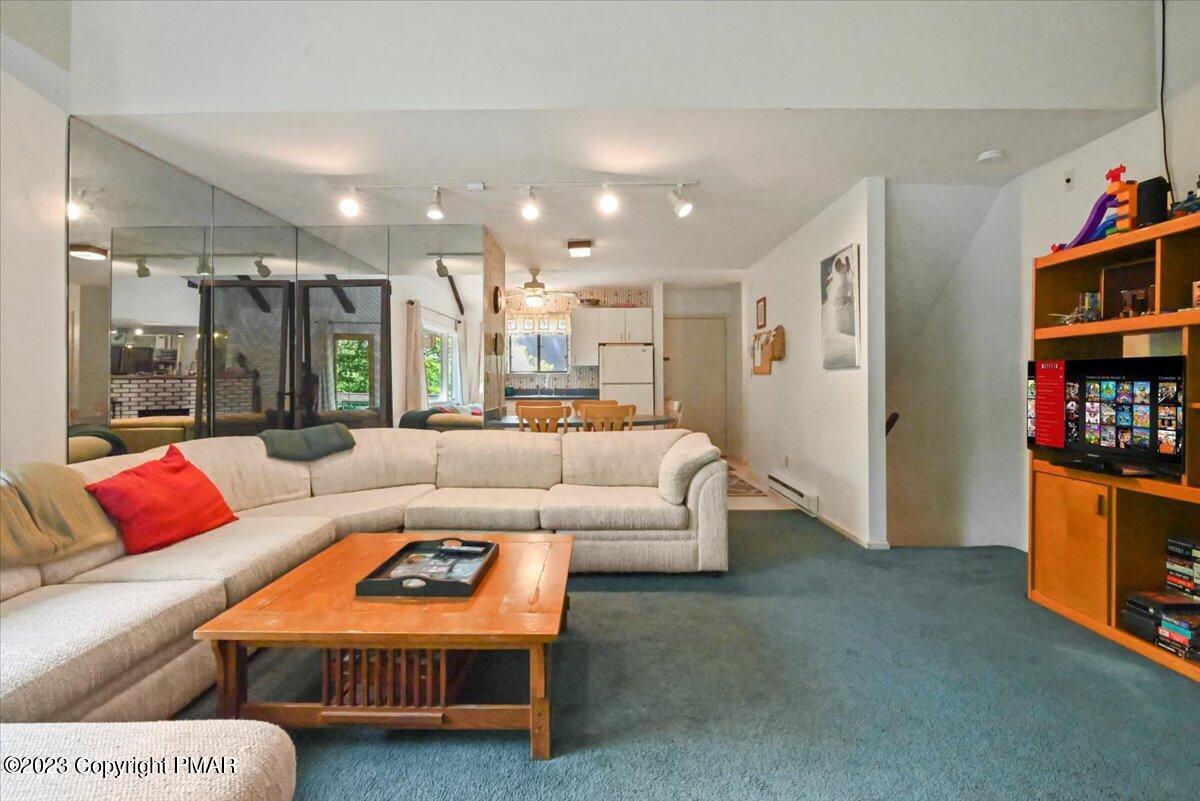 18 Middle Village Way Property Photo 12