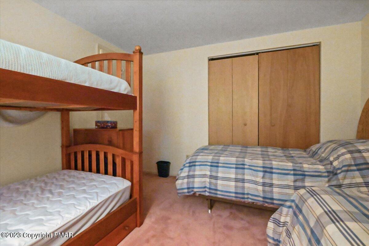 18 Middle Village Way Property Photo 22