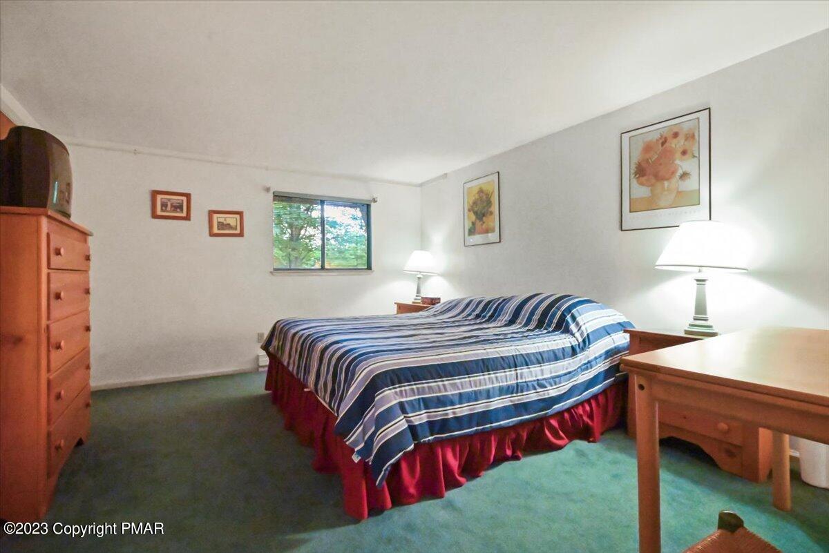 18 Middle Village Way Property Photo 23