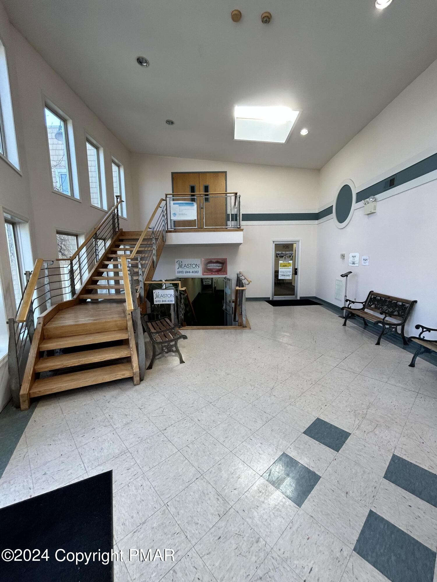 4013 William Penn #2nd Fl Highway Property Photo 4