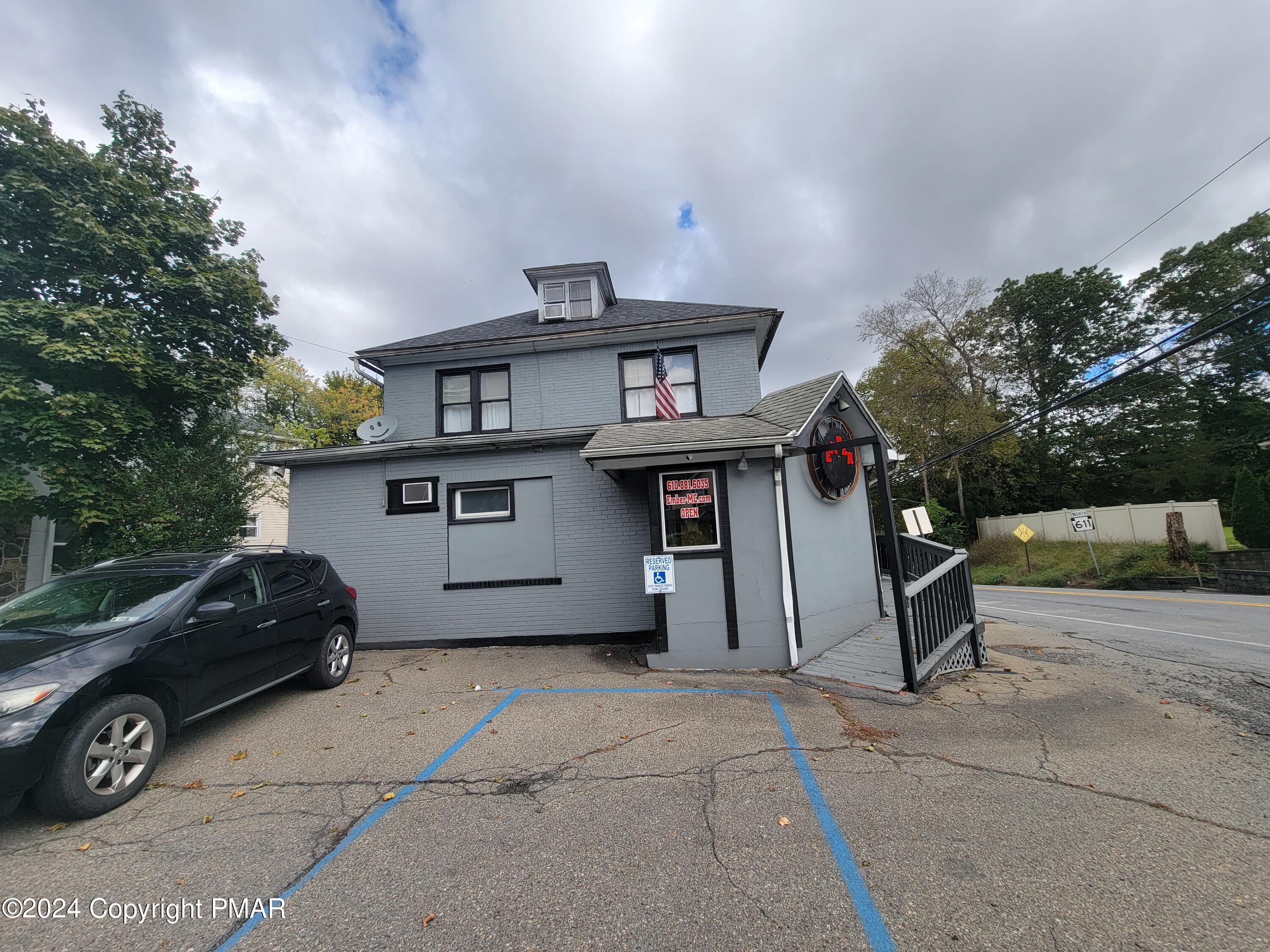 6618 S Delaware Drive Property Photo 4
