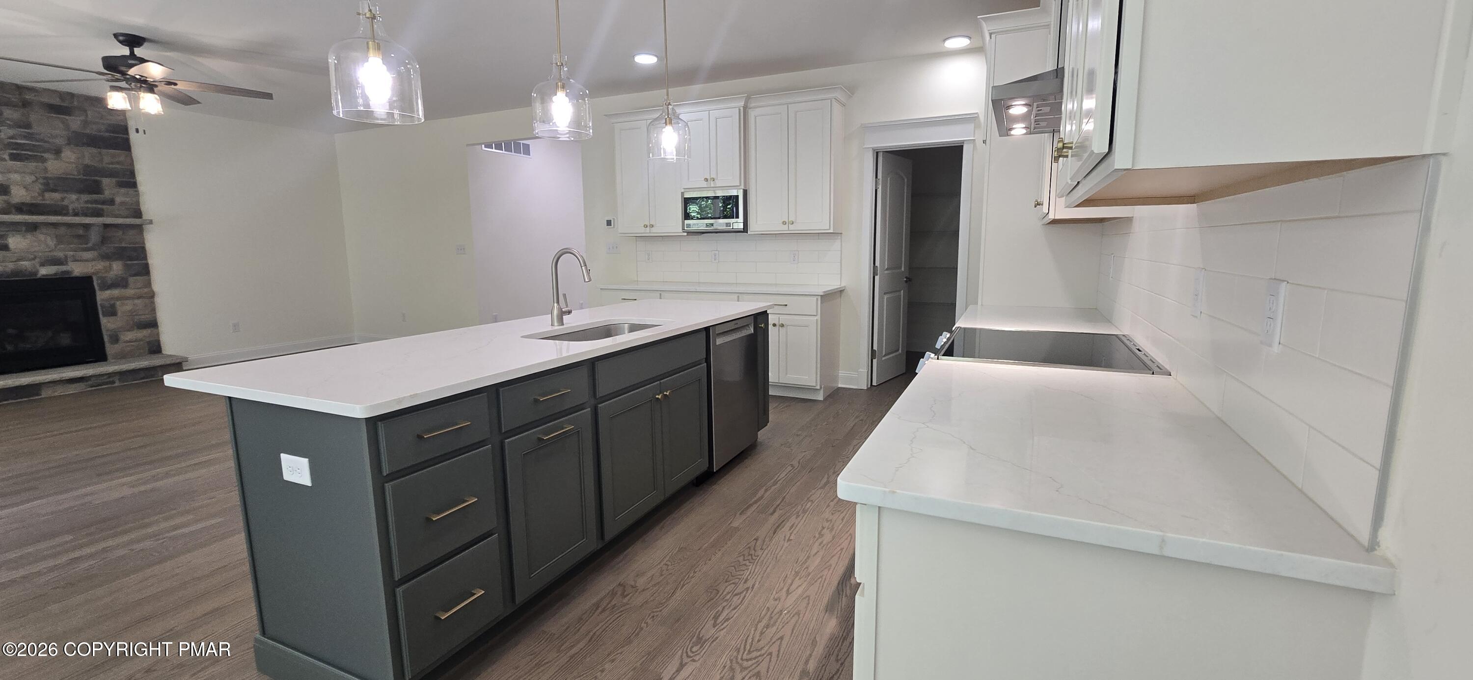 5124 Arthur Avenue Property Photo 6