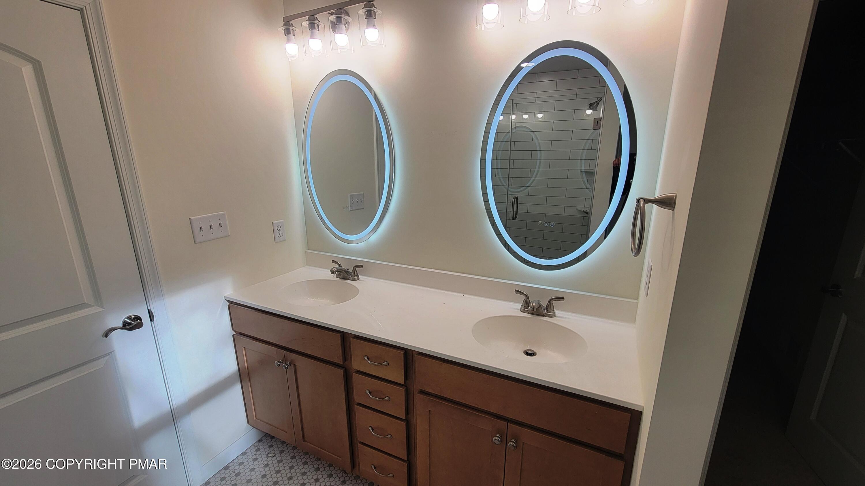 5124 Arthur Avenue Property Photo 18