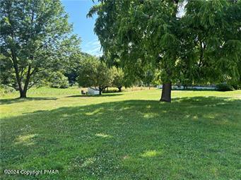 2324 Lake Minsi Drive Property Photo 7