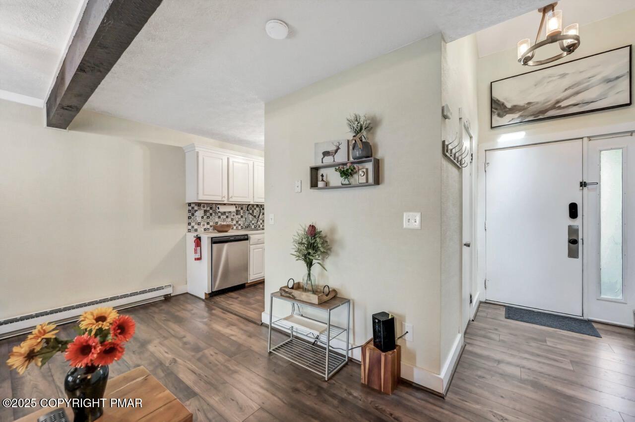 40 Alpine Property Photo 20
