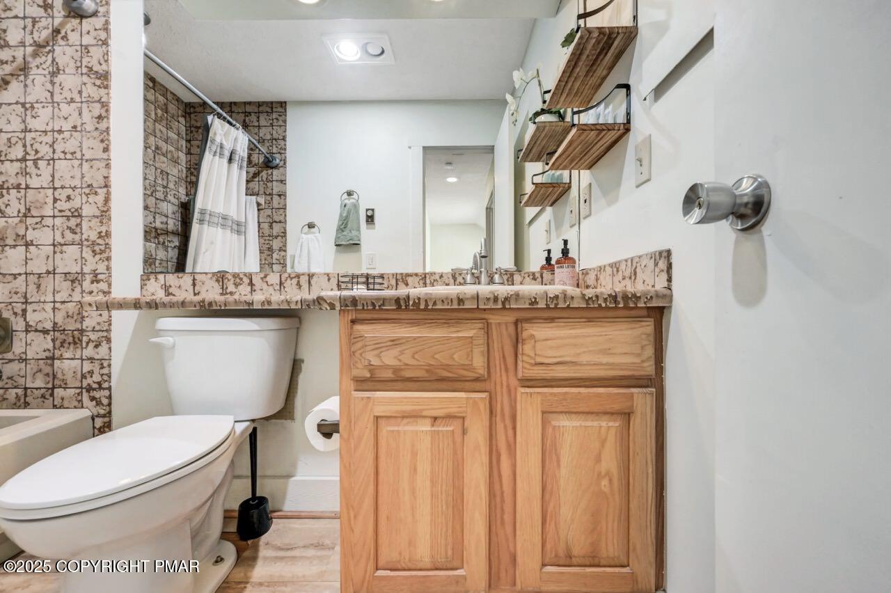 40 Alpine Property Photo 32