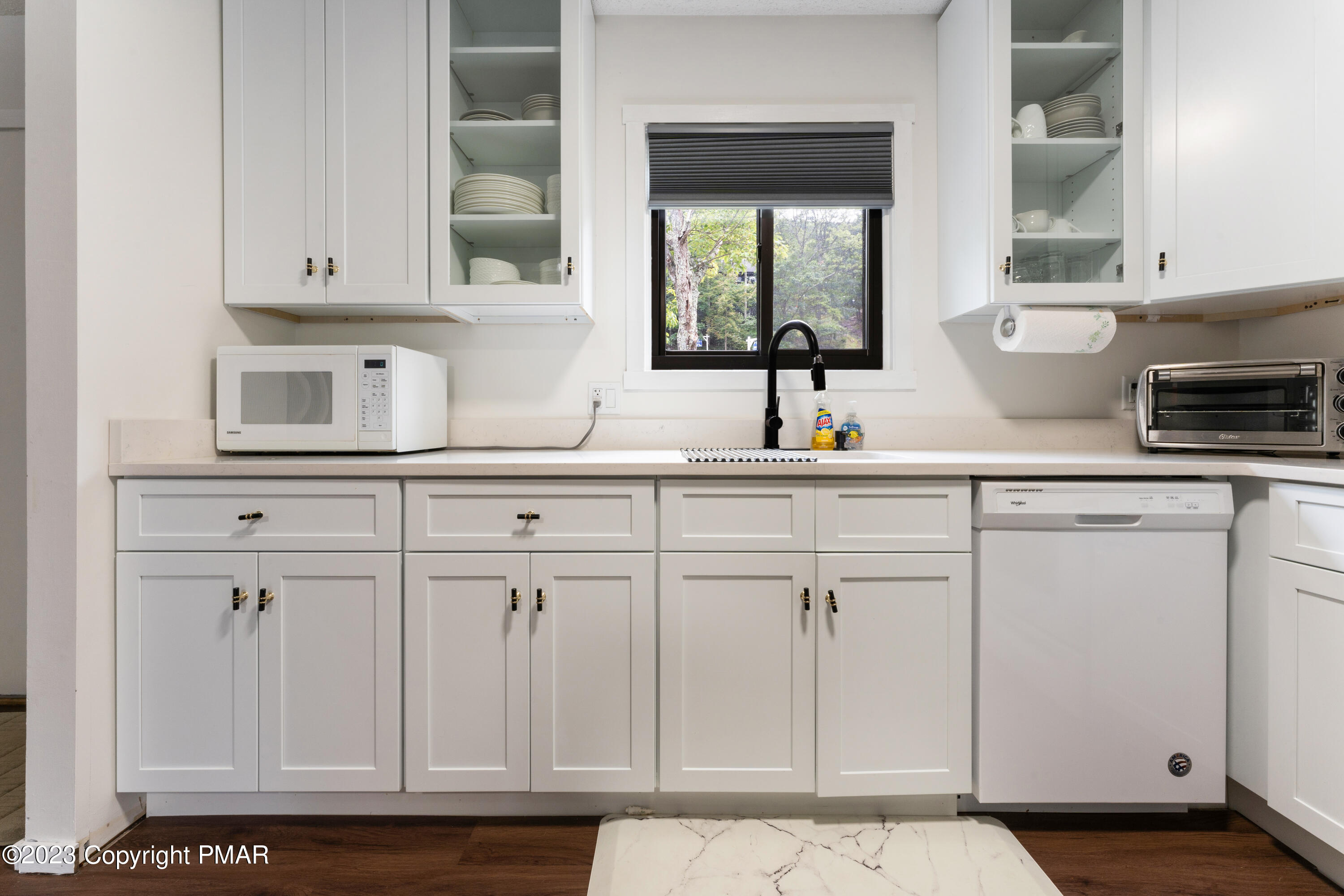 115 Cross Country Lane Property Photo 7