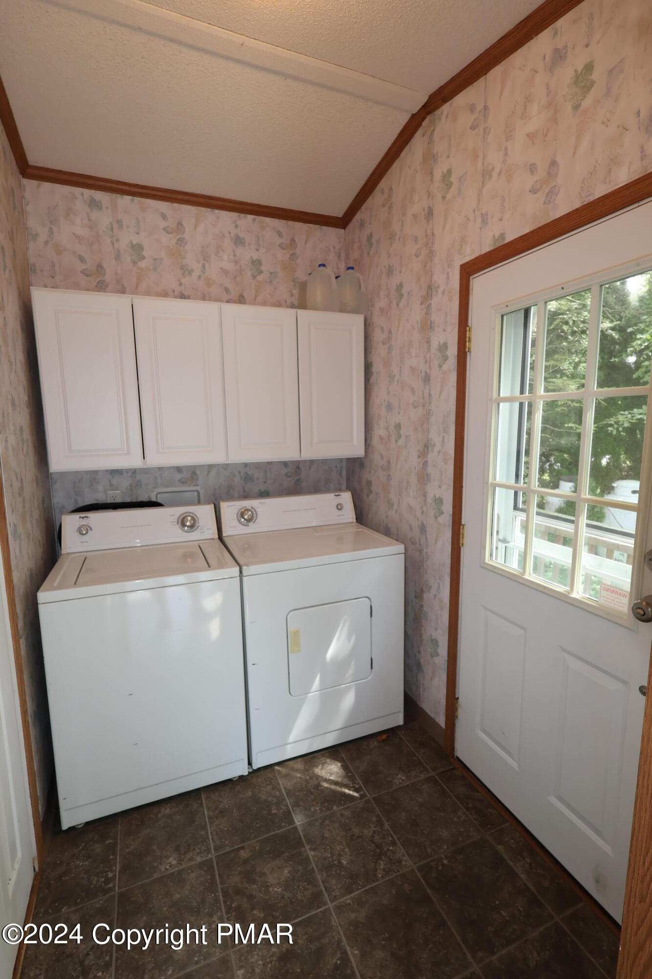 1310 Blue Mountain Circle Property Photo 20