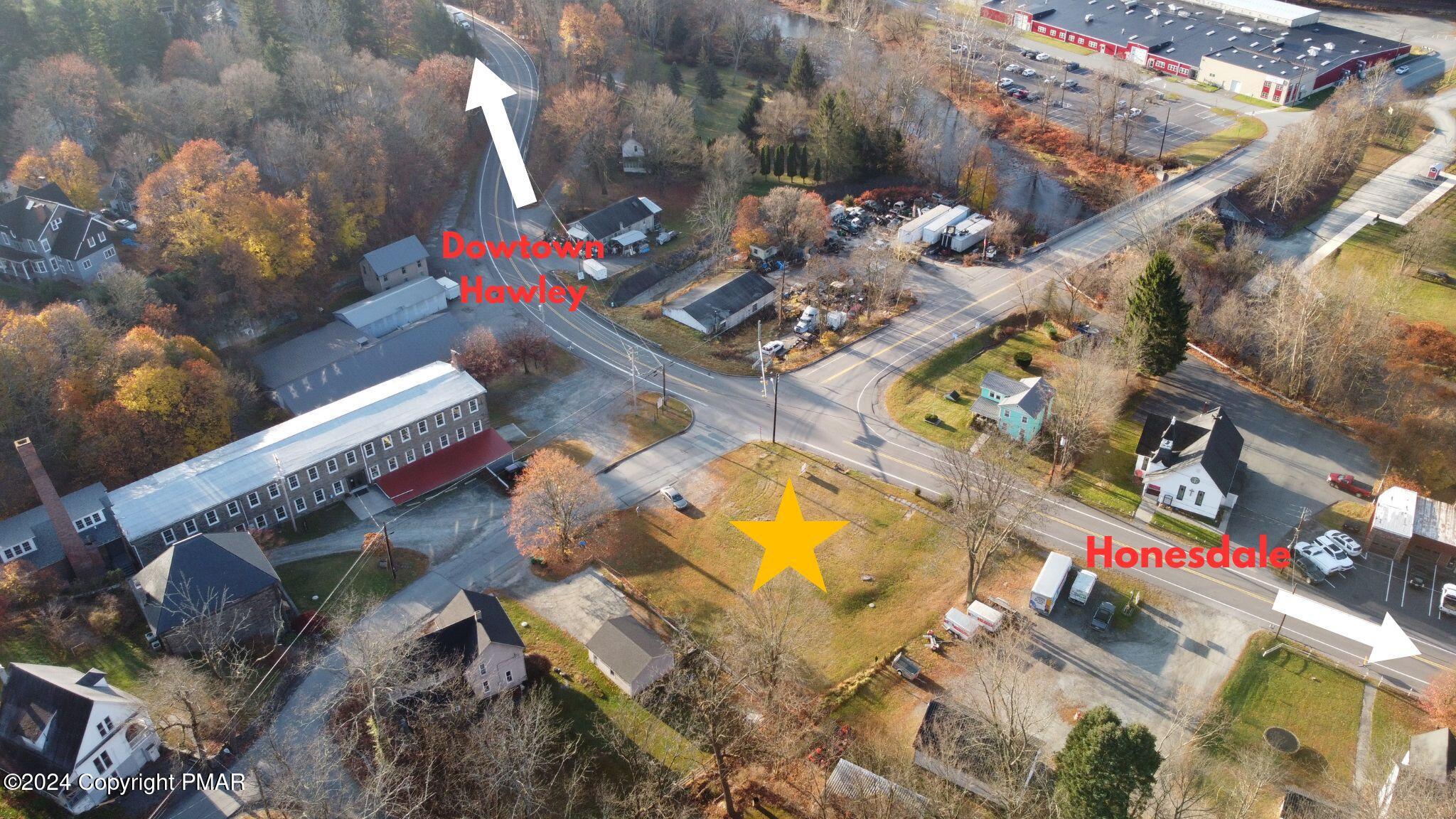 672 Texas Palmyra Highway Property Photo 2