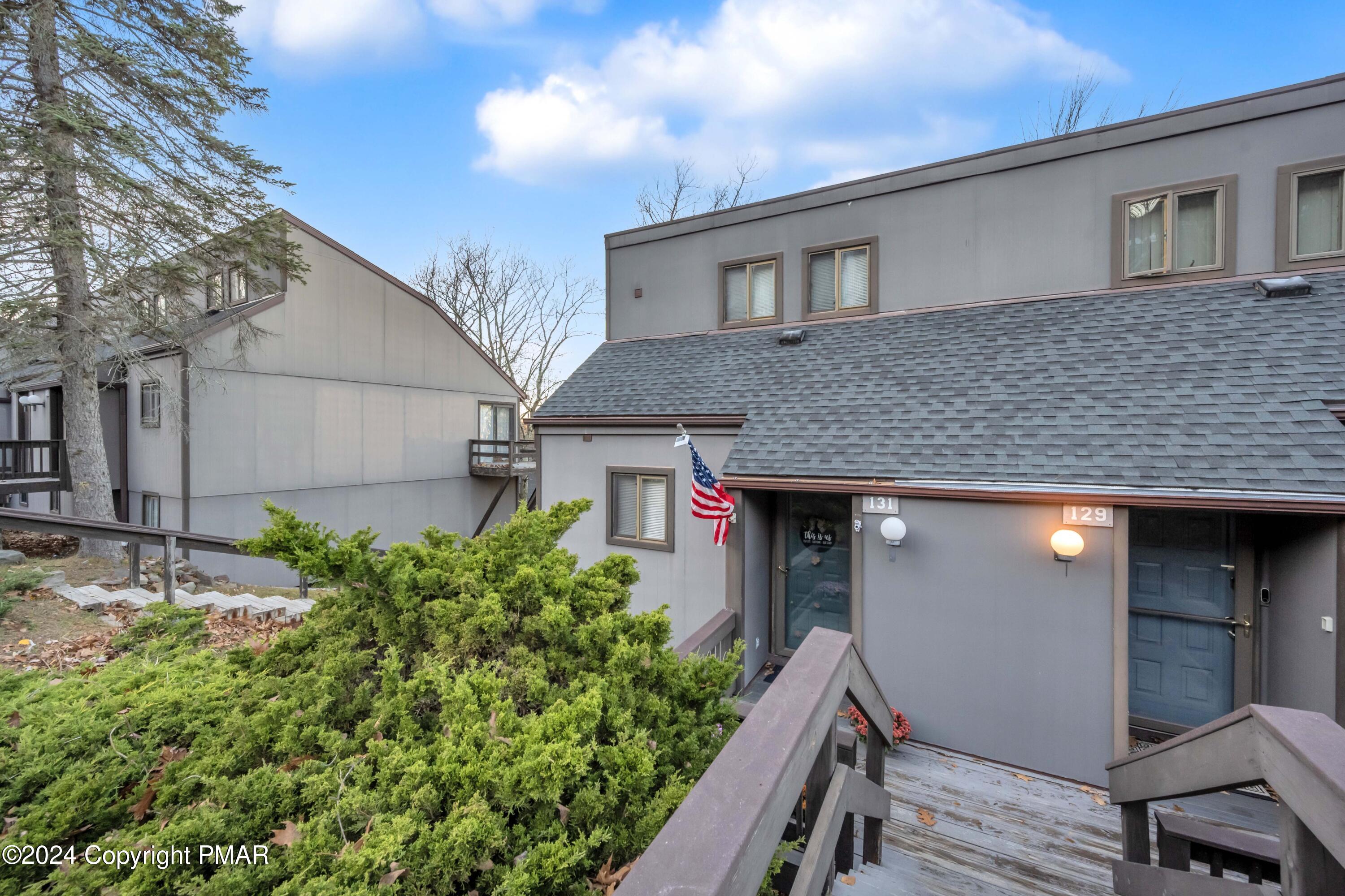 131 Cross Country Lane Property Photo 1