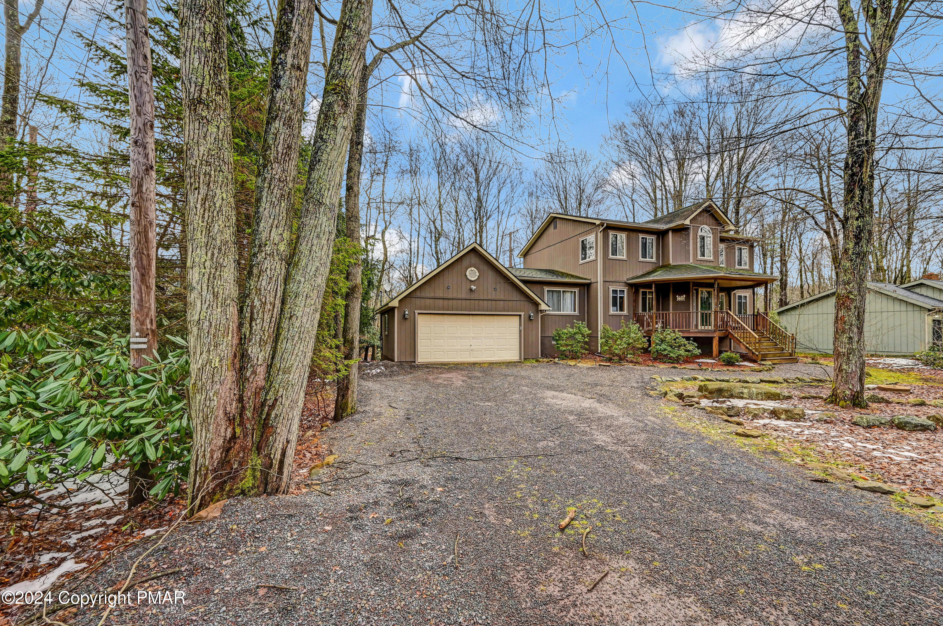 275 Tanglewood Drive Property Photo 1