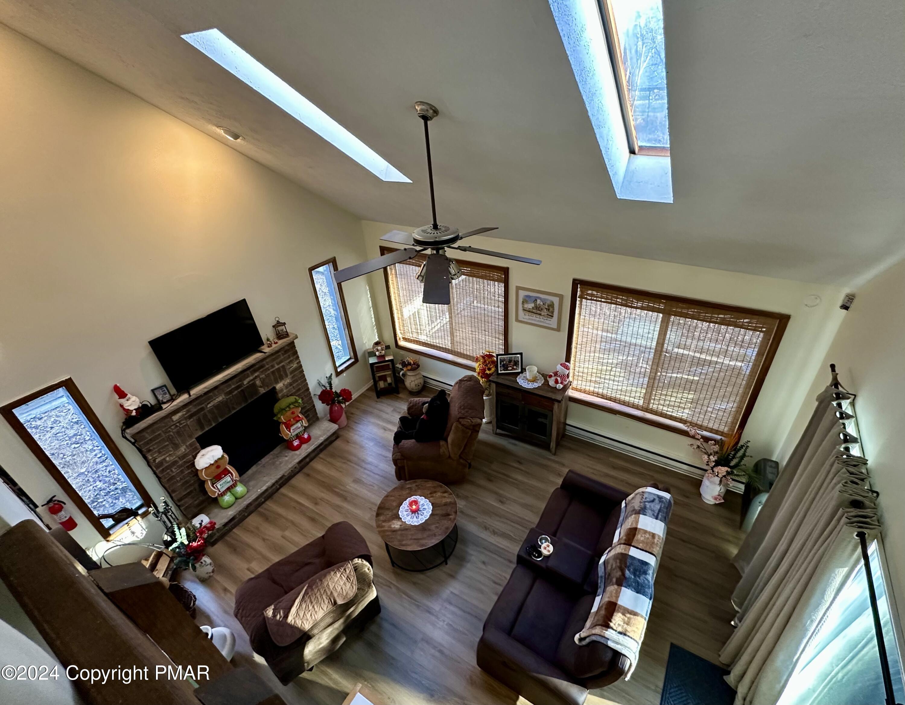 182 Claremont Drive Property Photo 6