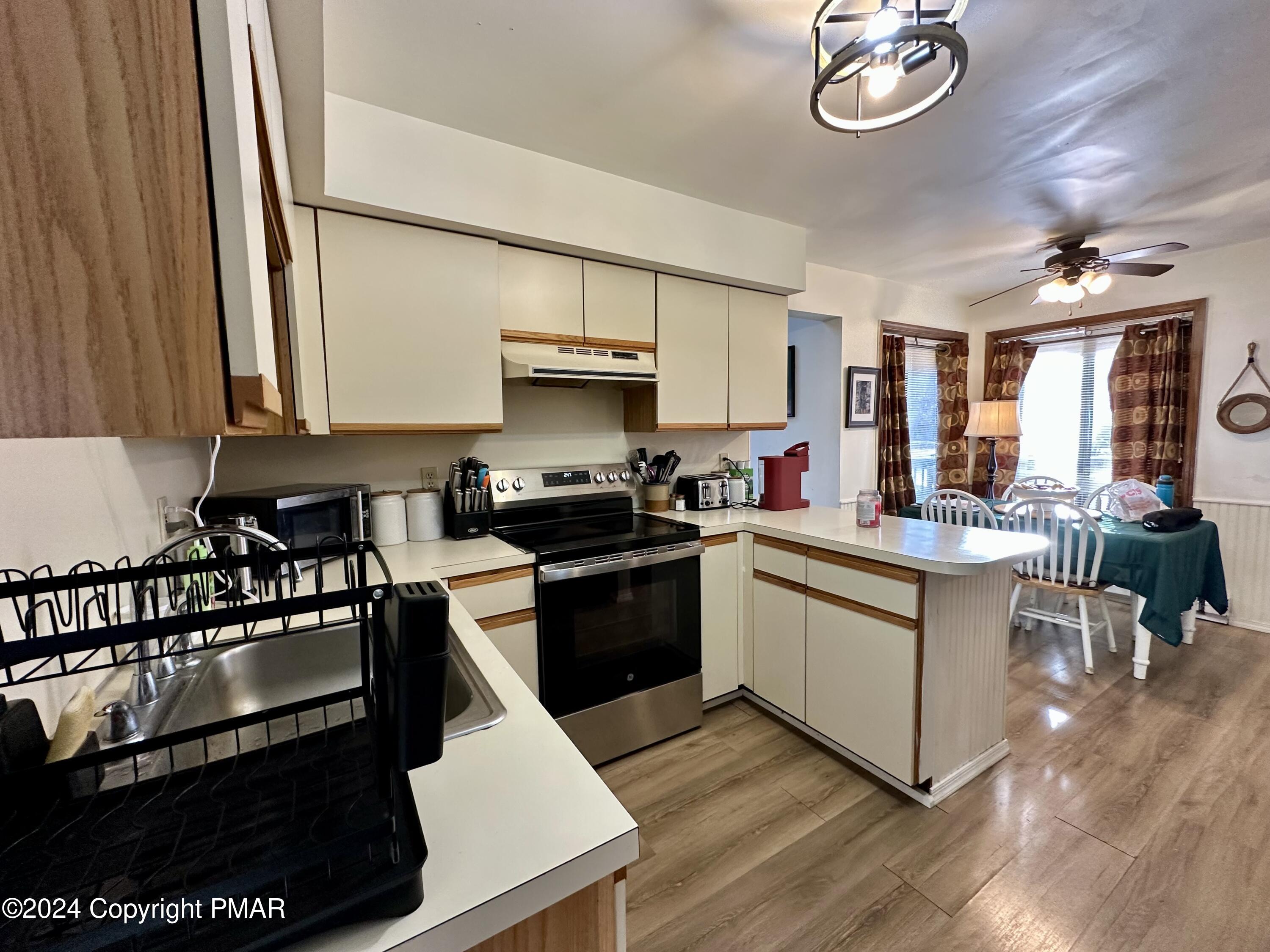 182 Claremont Drive Property Photo 12