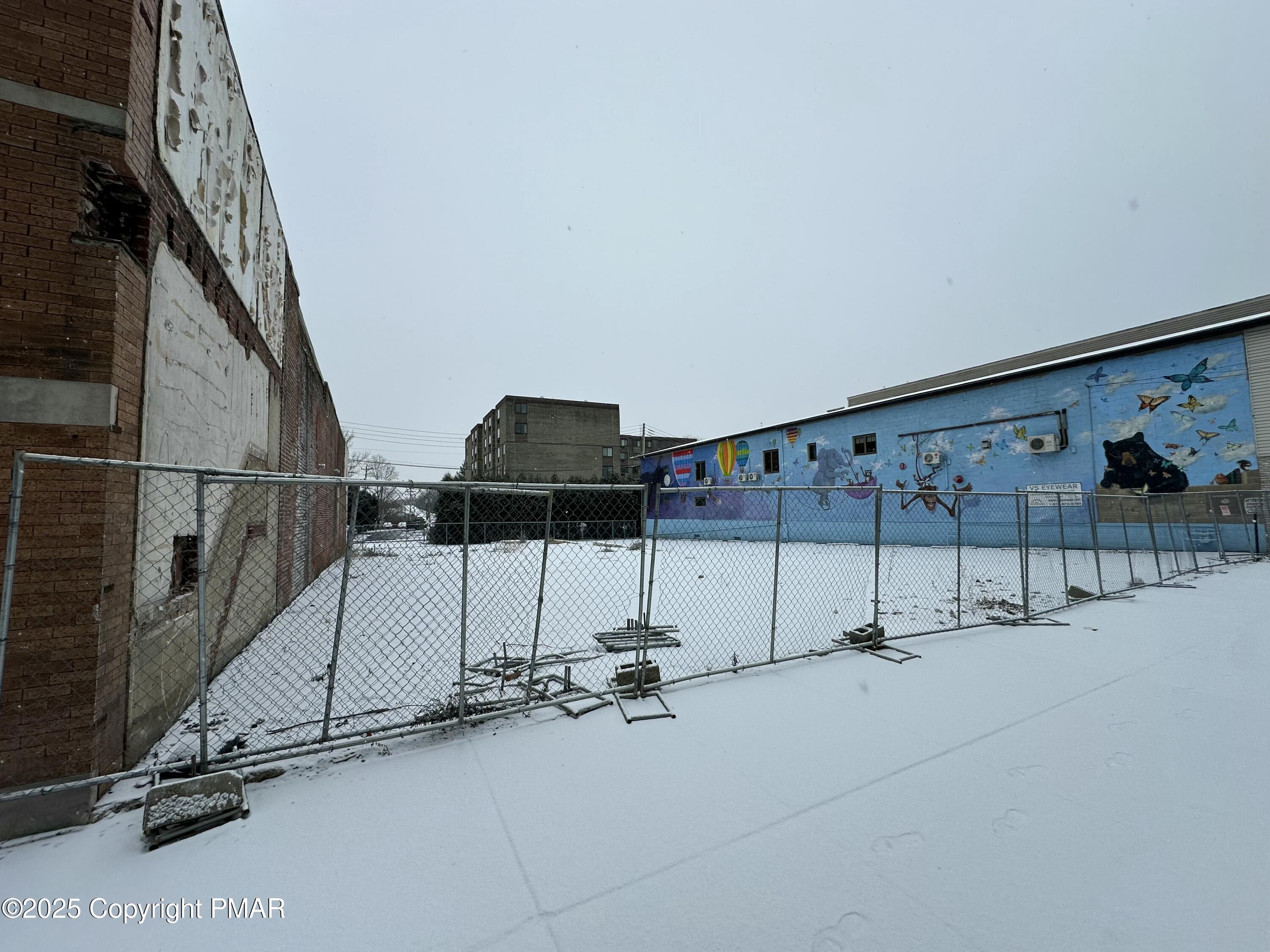 16 Broadway Property Photo 6