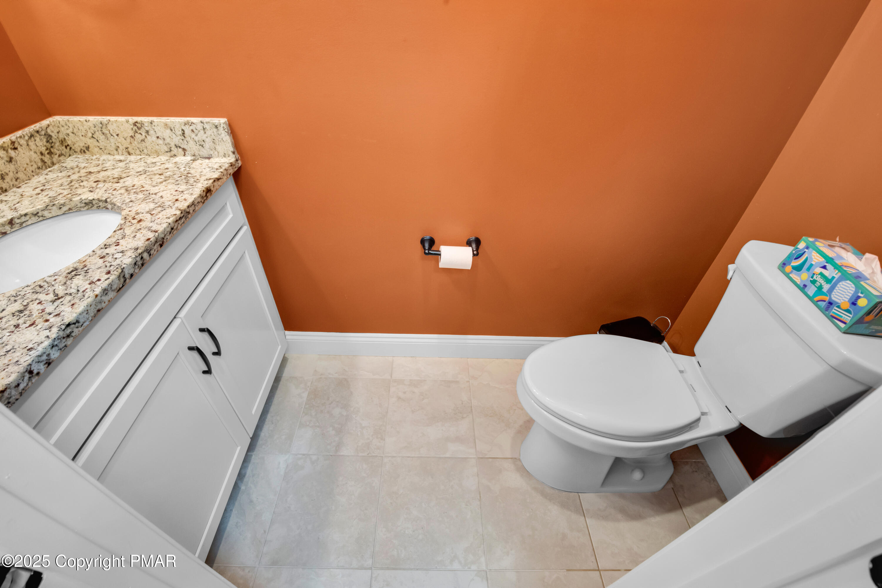 210 Canterbury Circle Property Photo 19