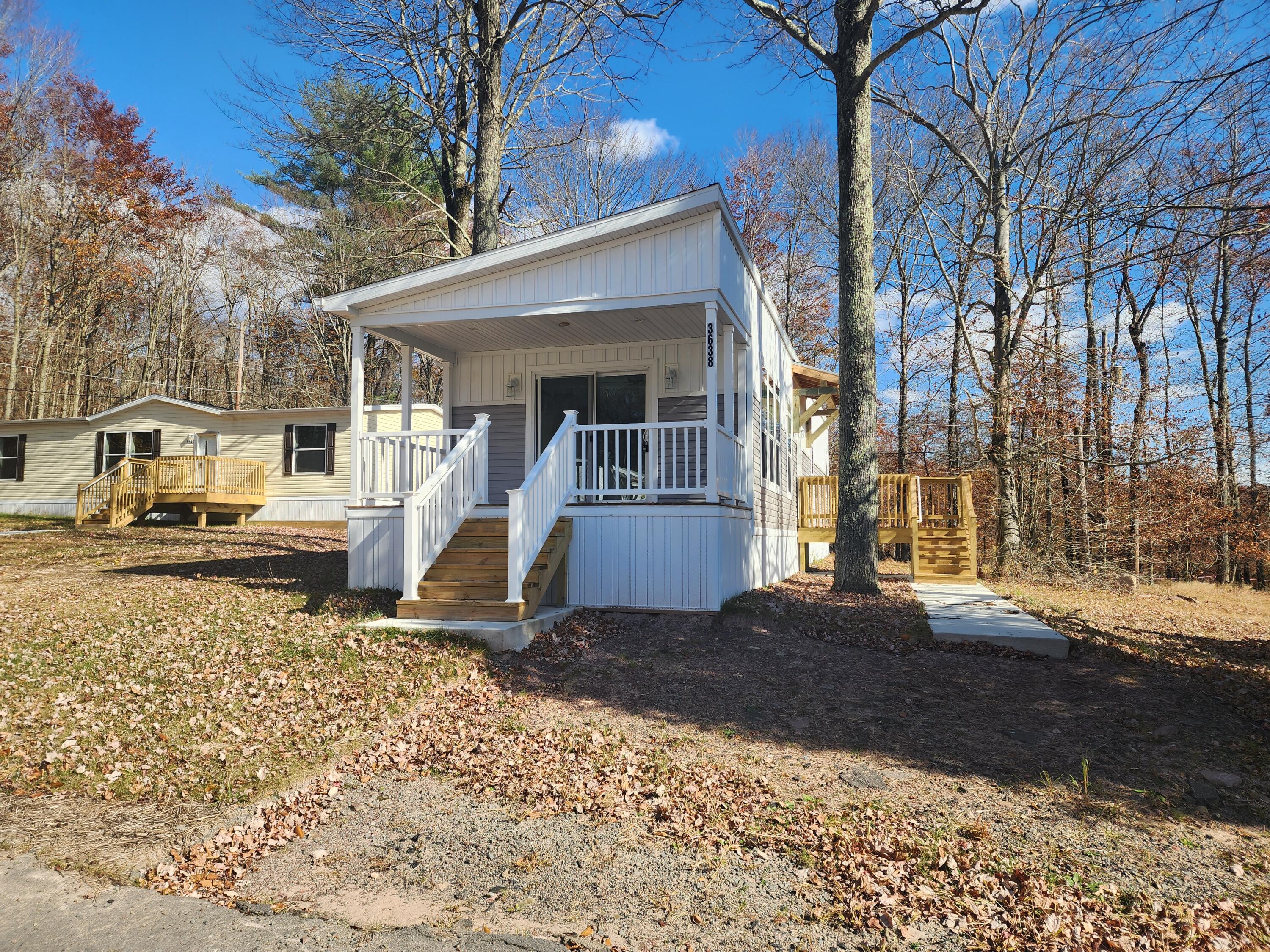 3638 Rocky Hill Road Property Photo 1