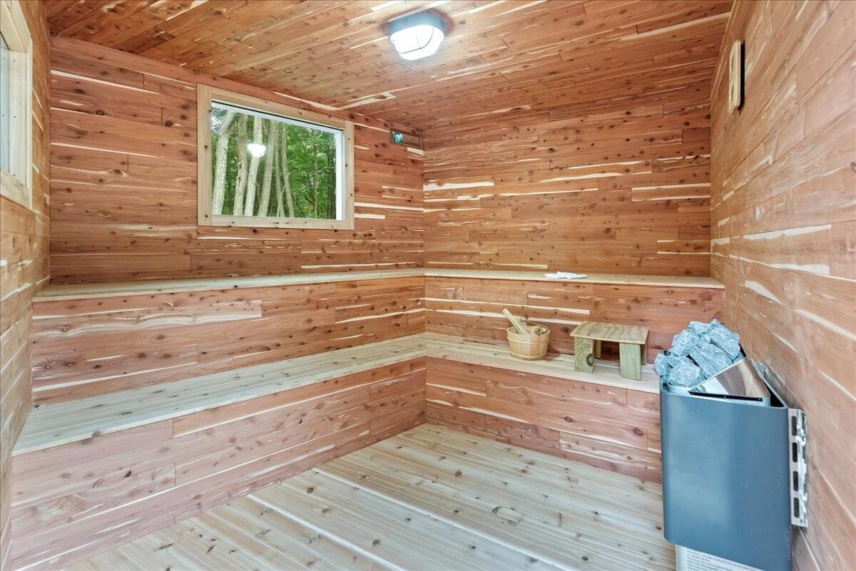 2115 Mink Lane Property Photo 8