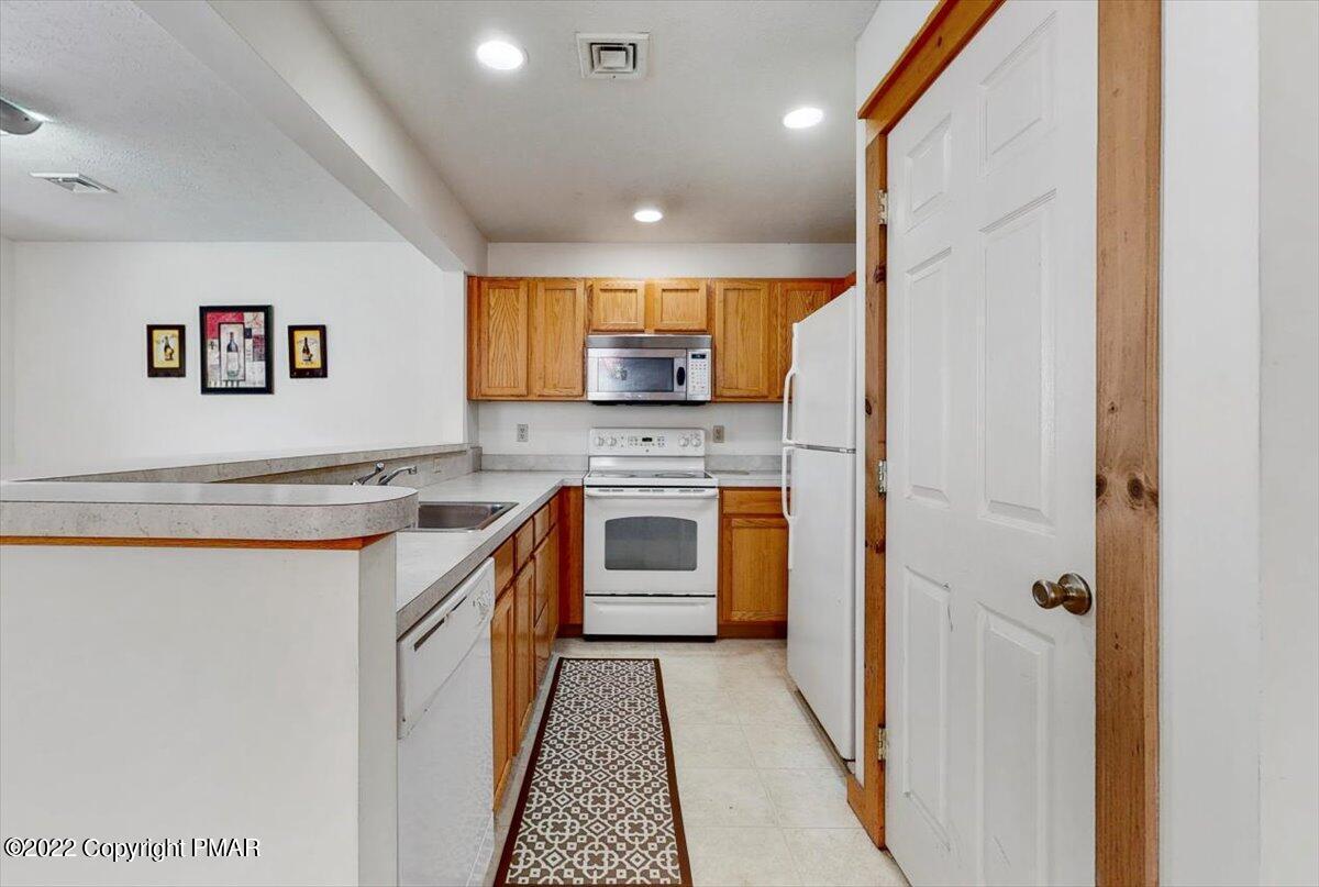 403 Upper Deer Valley Road Property Photo 11