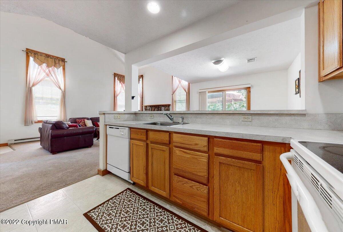 403 Upper Deer Valley Road Property Photo 14