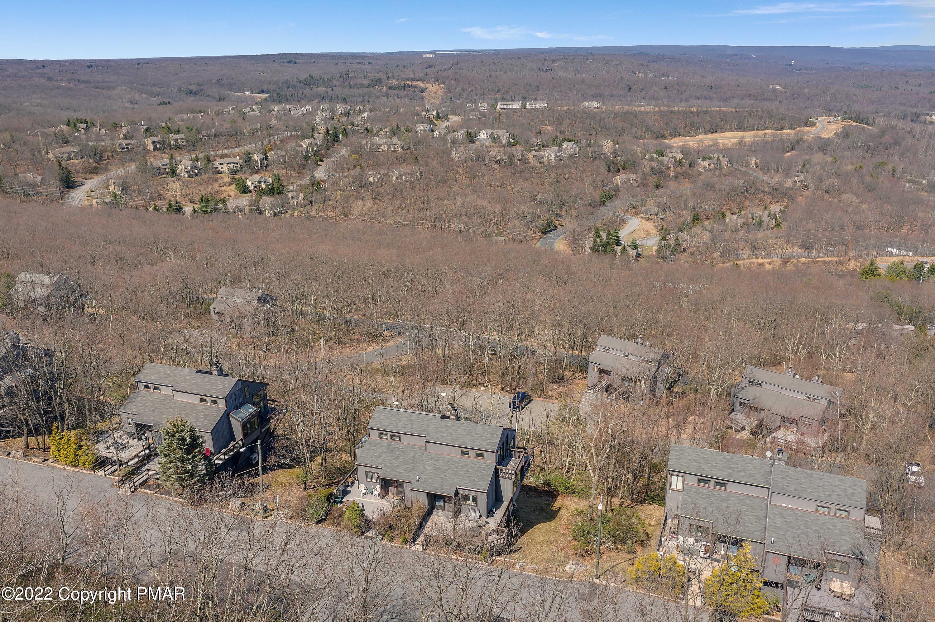 269 Big Pocono Pass Property Photo 2