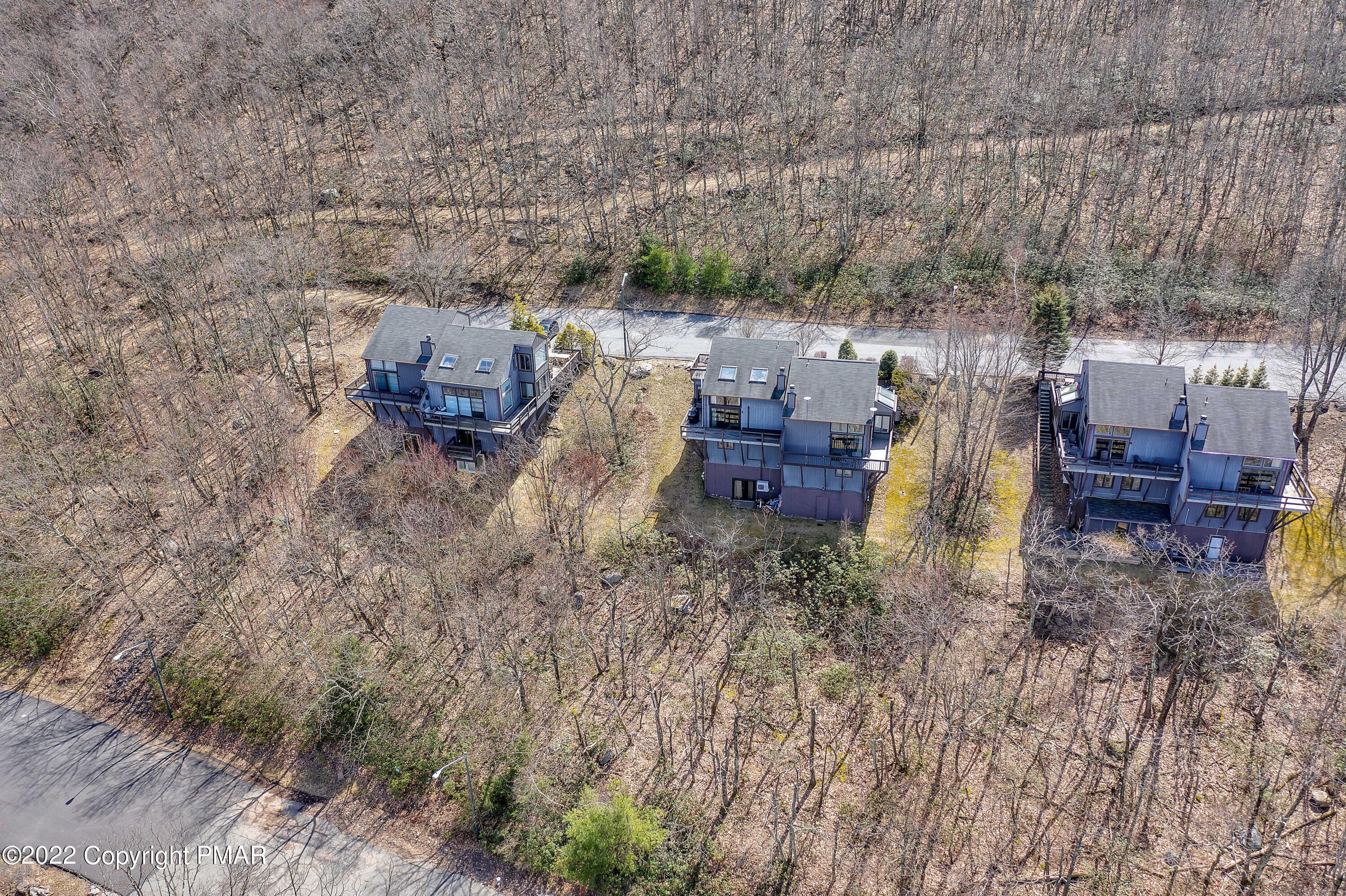 269 Big Pocono Pass Property Photo 5
