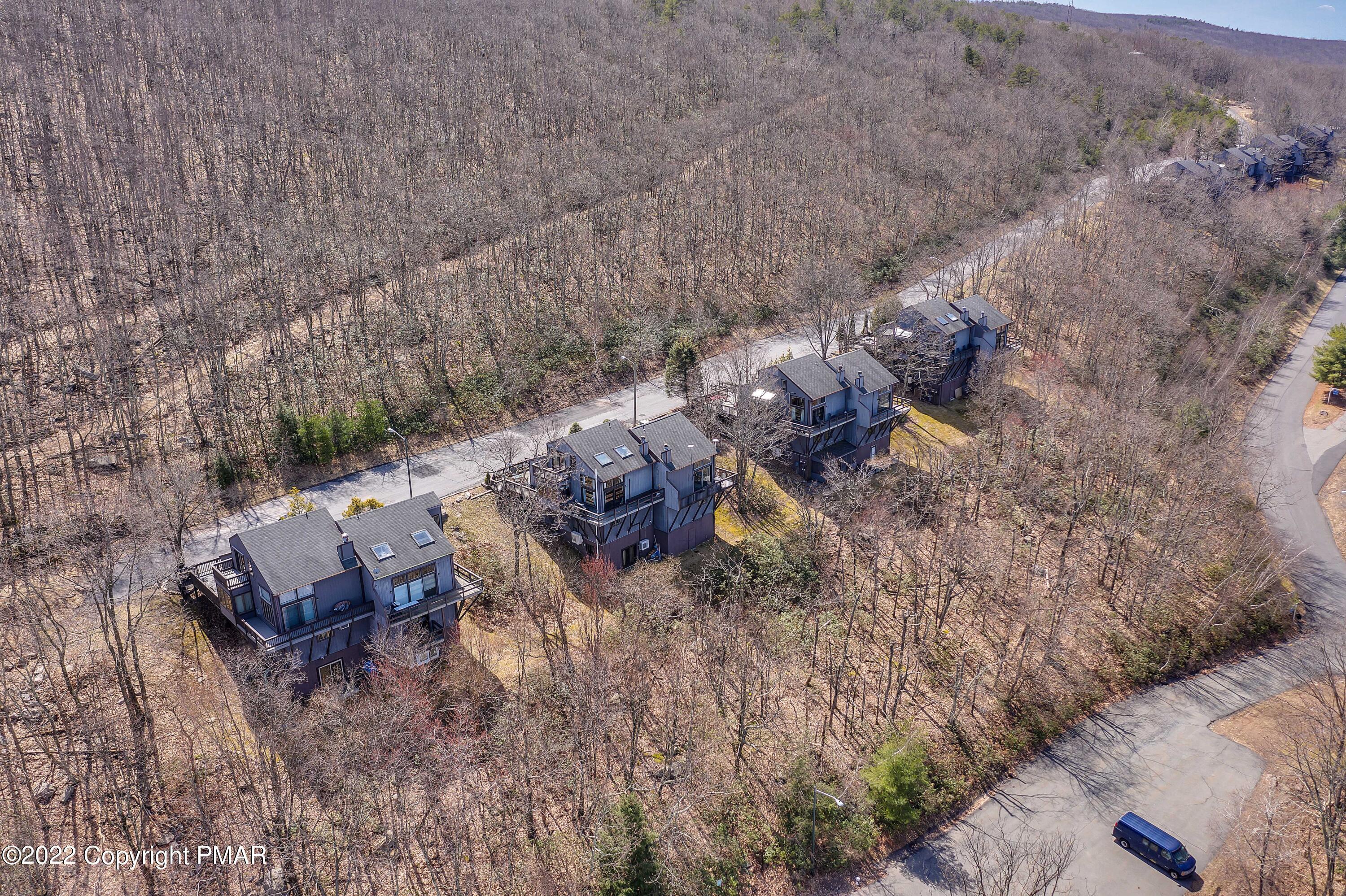 269 Big Pocono Pass Property Photo 6