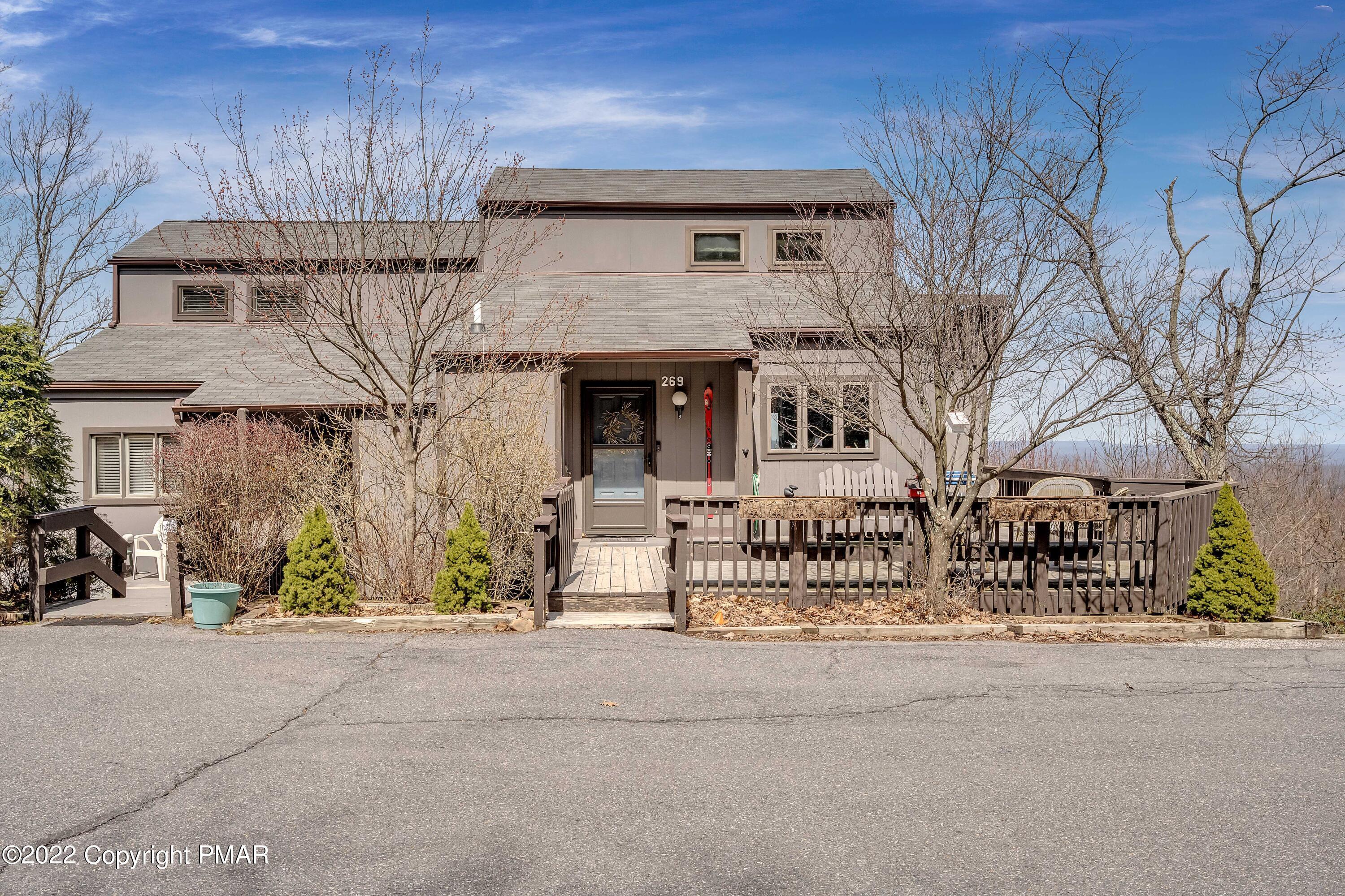 269 Big Pocono Pass Property Photo 11