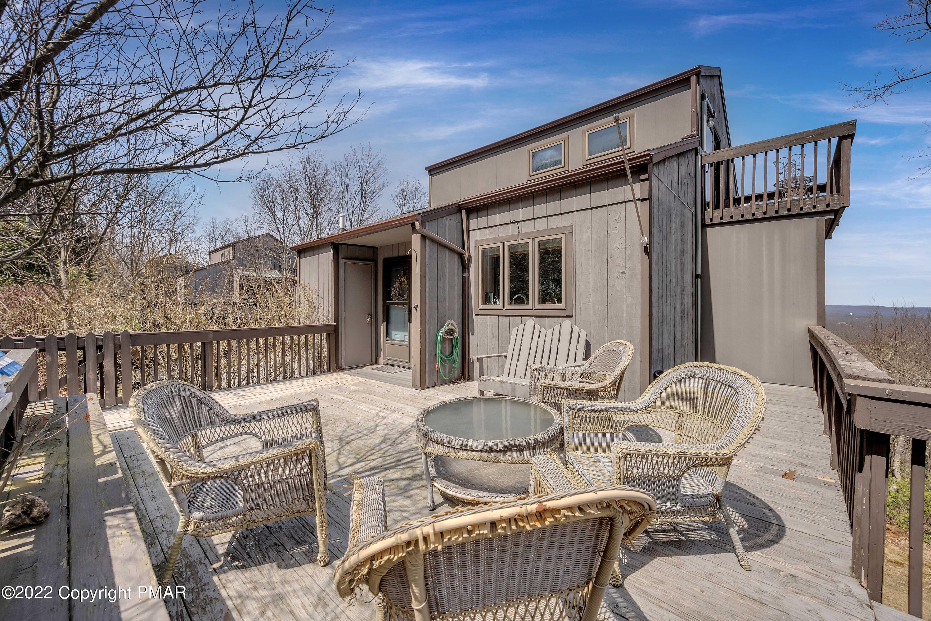 269 Big Pocono Pass Property Photo 13