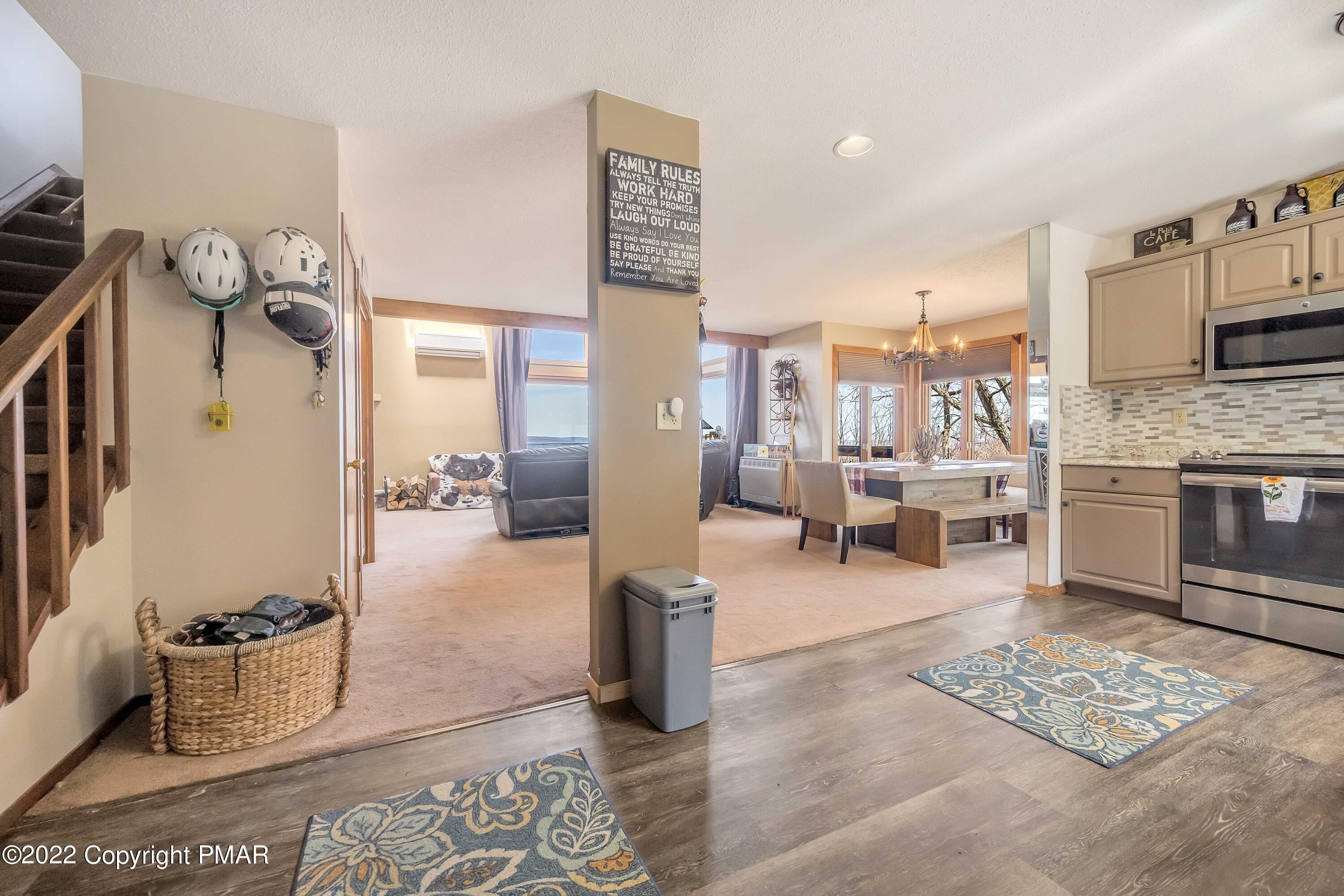 269 Big Pocono Pass Property Photo 15