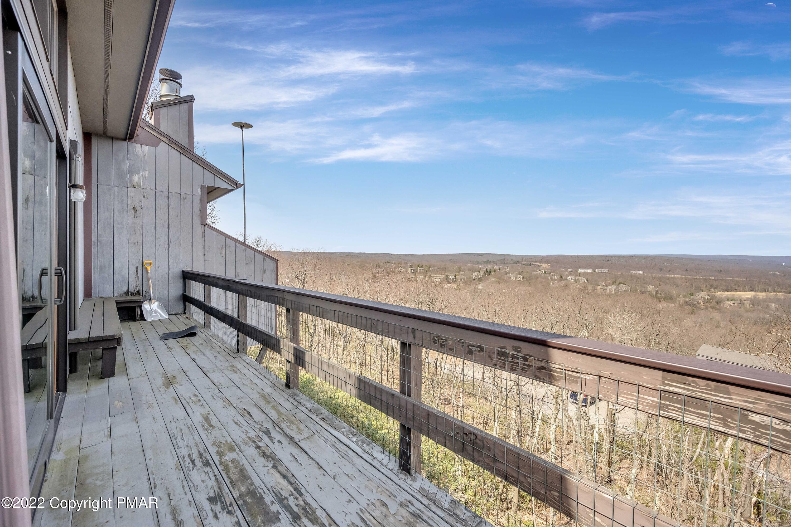 269 Big Pocono Pass Property Photo 25
