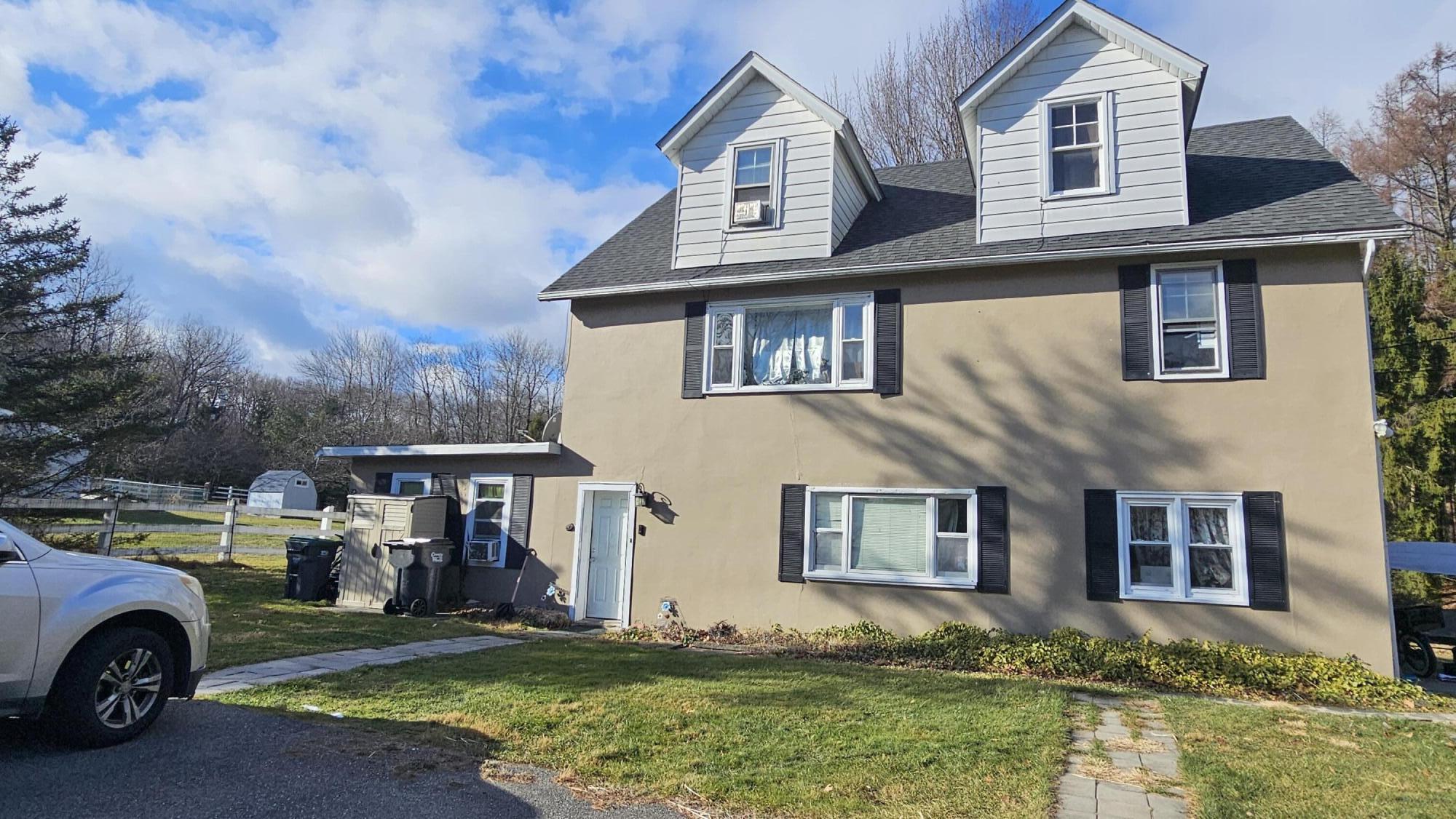 479 Golf Drive Property Photo 1