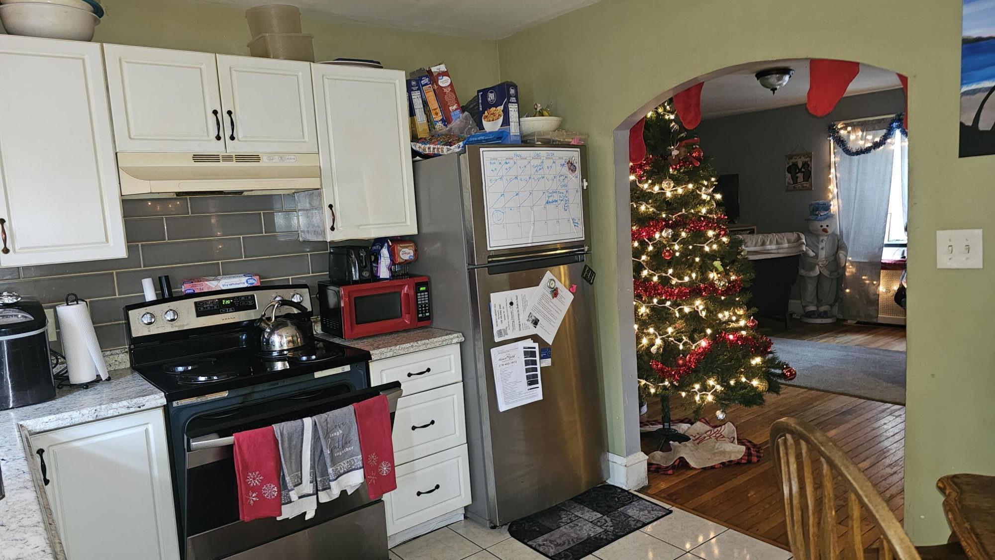479 Golf Drive Property Photo 6