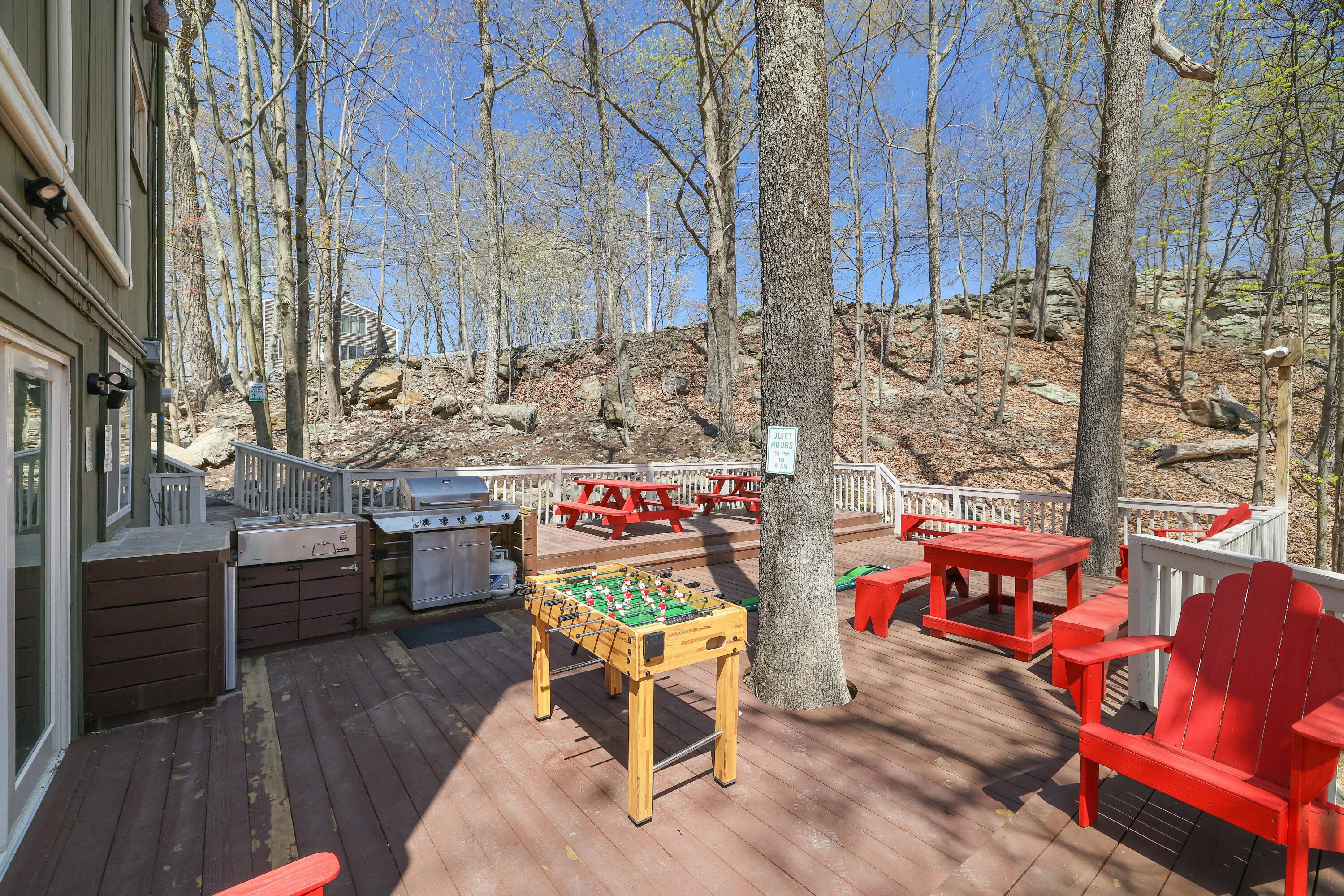 163 Cambridge Court Property Photo 4