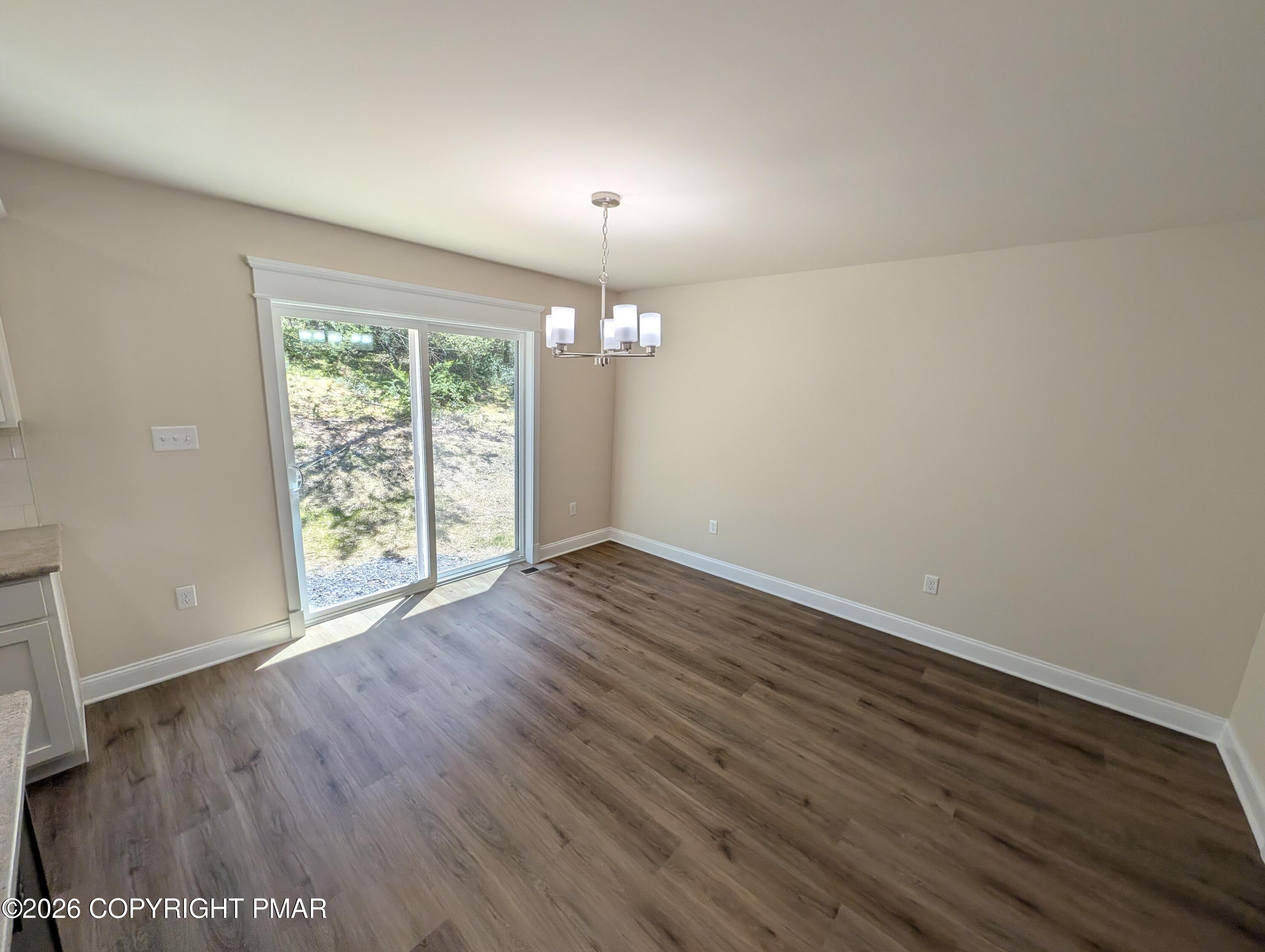 411 Pierce Lane Property Photo 11