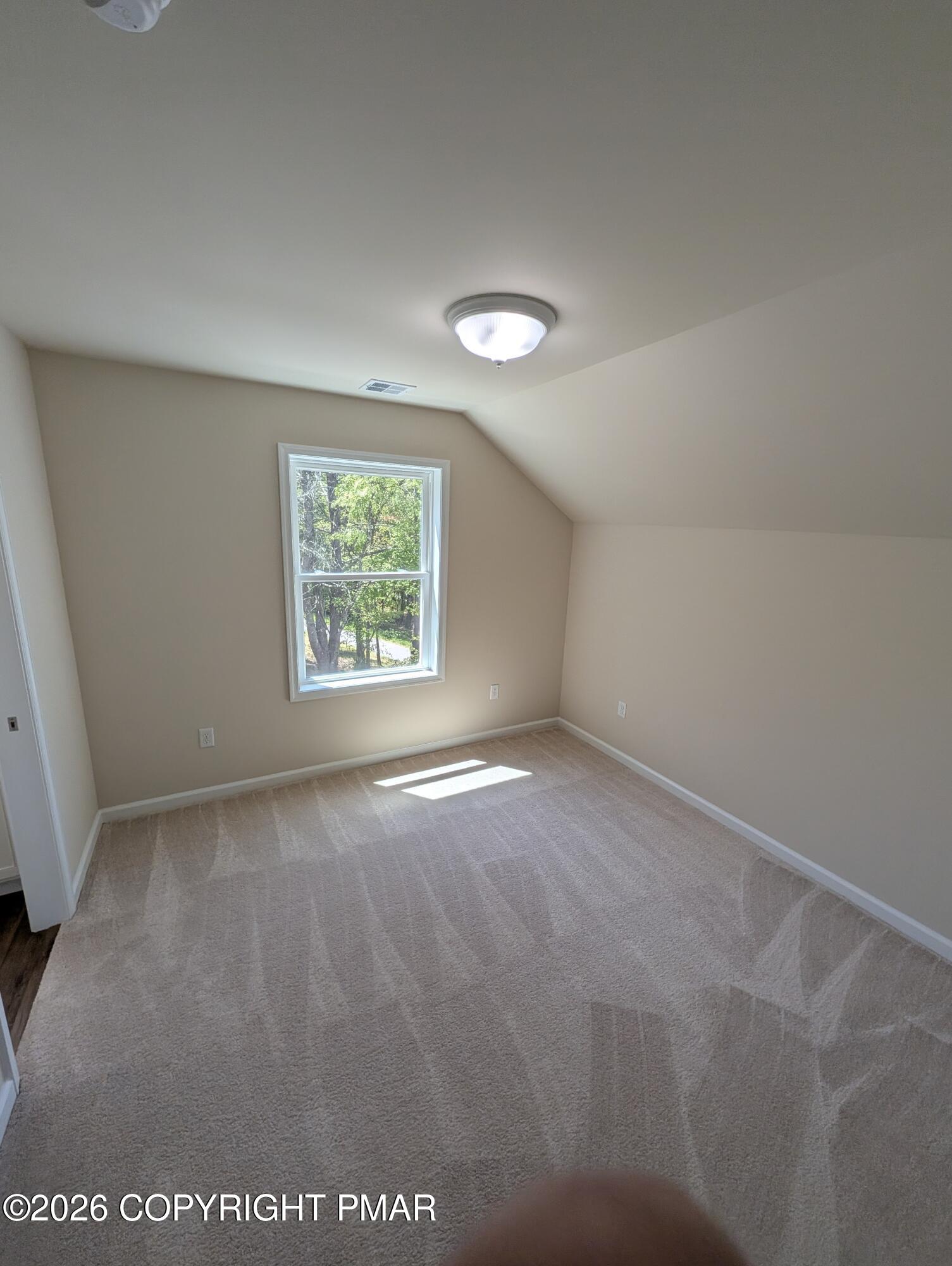 411 Pierce Lane Property Photo 14