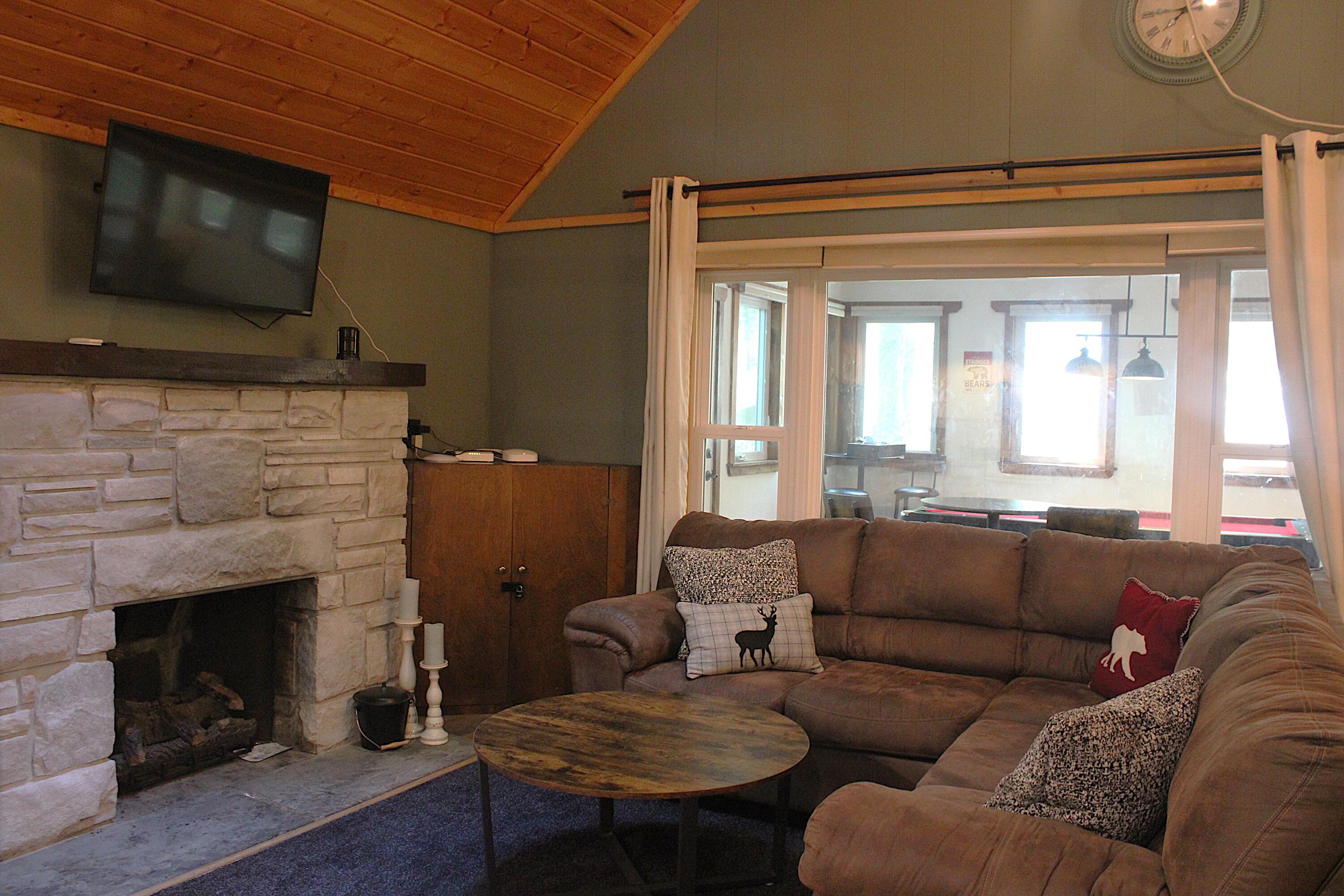 162 Ski Trail Property Photo 9