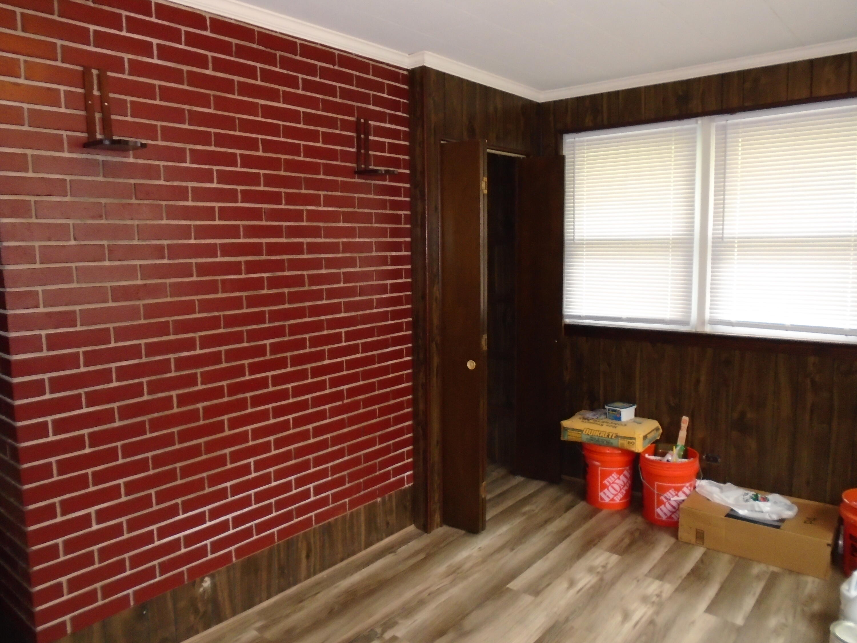 387 N Shore Drive Property Photo 27