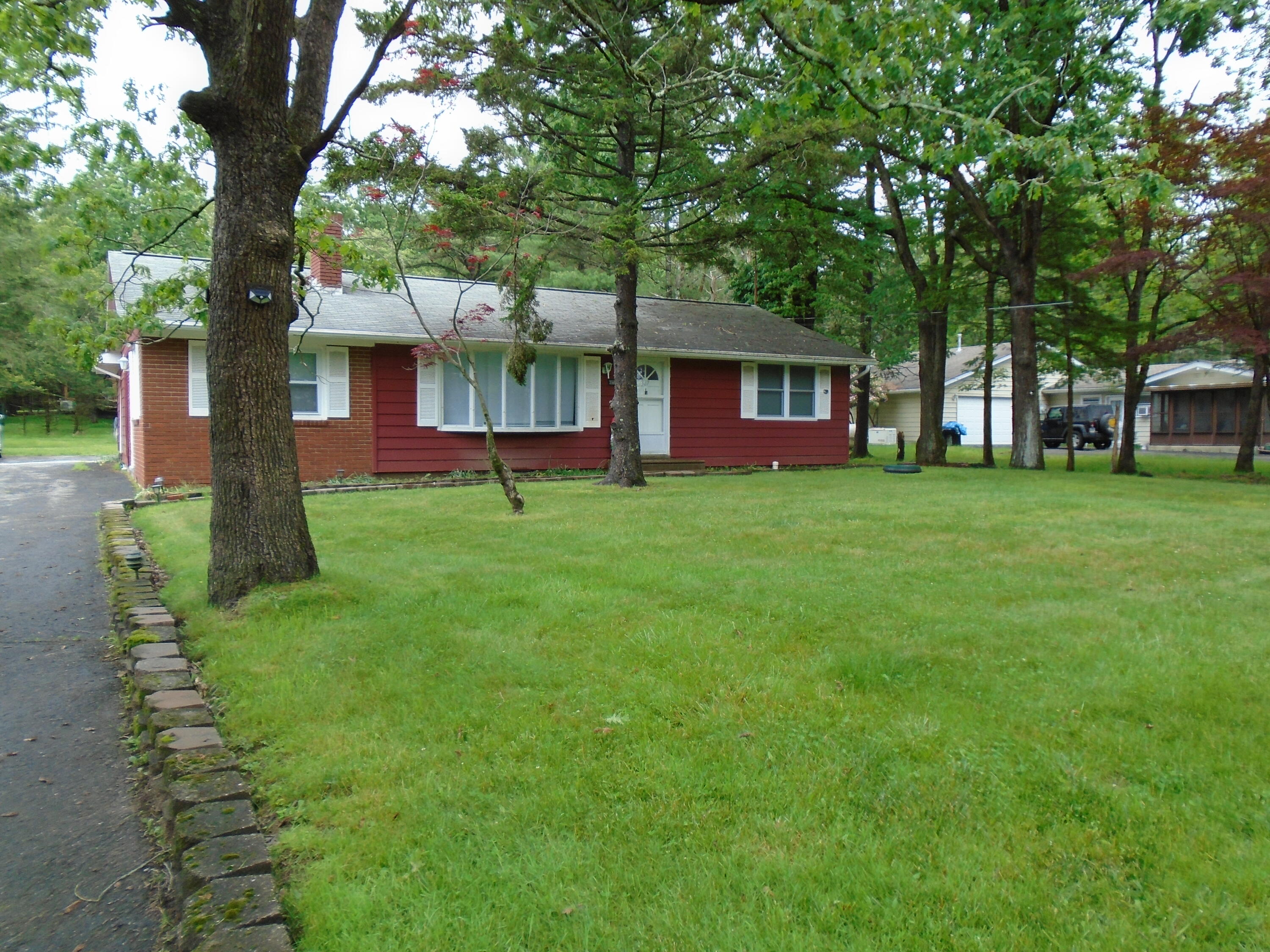 387 N Shore Drive Property Photo 40
