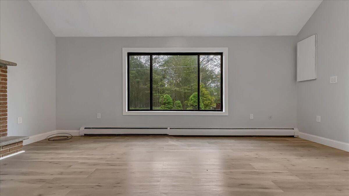 7198 Rimrock Drive Property Photo 10
