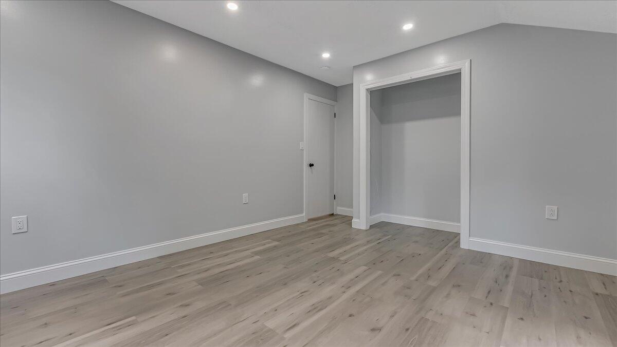 7198 Rimrock Drive Property Photo 22