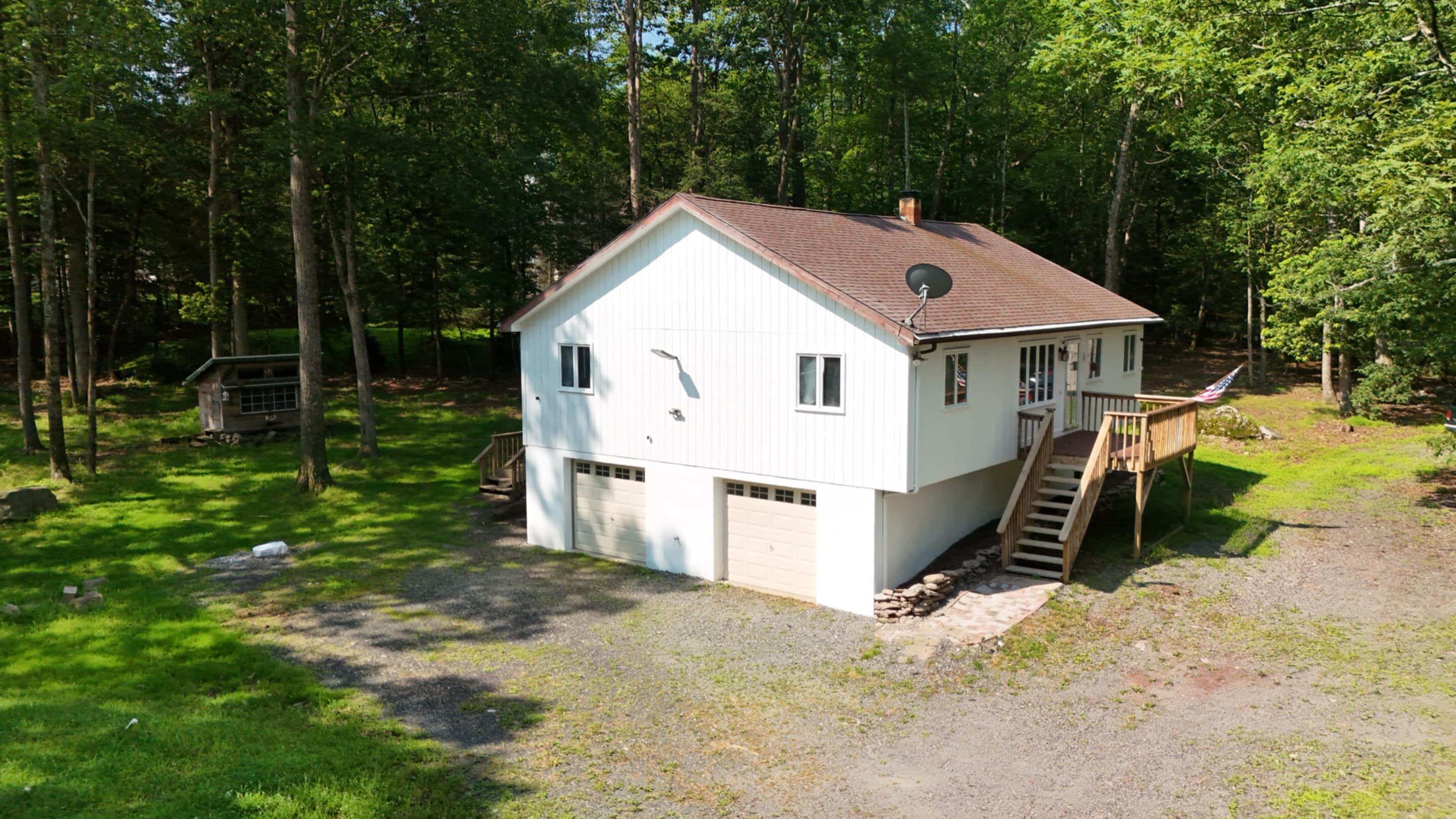 371 Ridge Circle Property Photo 4