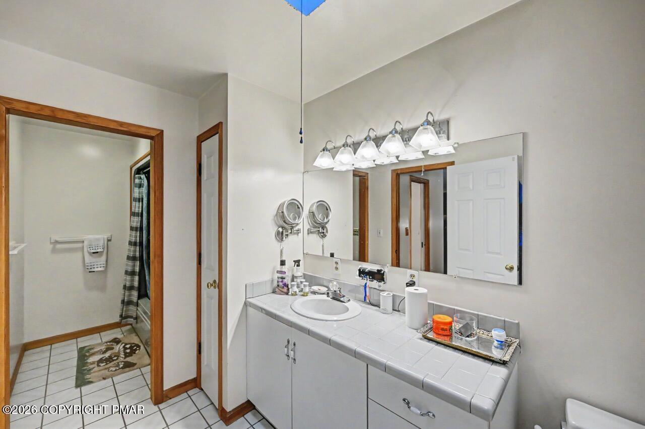 236 Secor Ave Street Property Photo 44